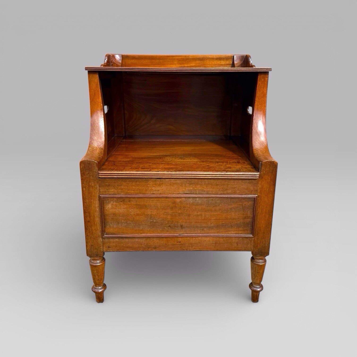 Antique Georgian Gillows Mahogany Bedside Table Cabinet | Pot Cupboard photo buy