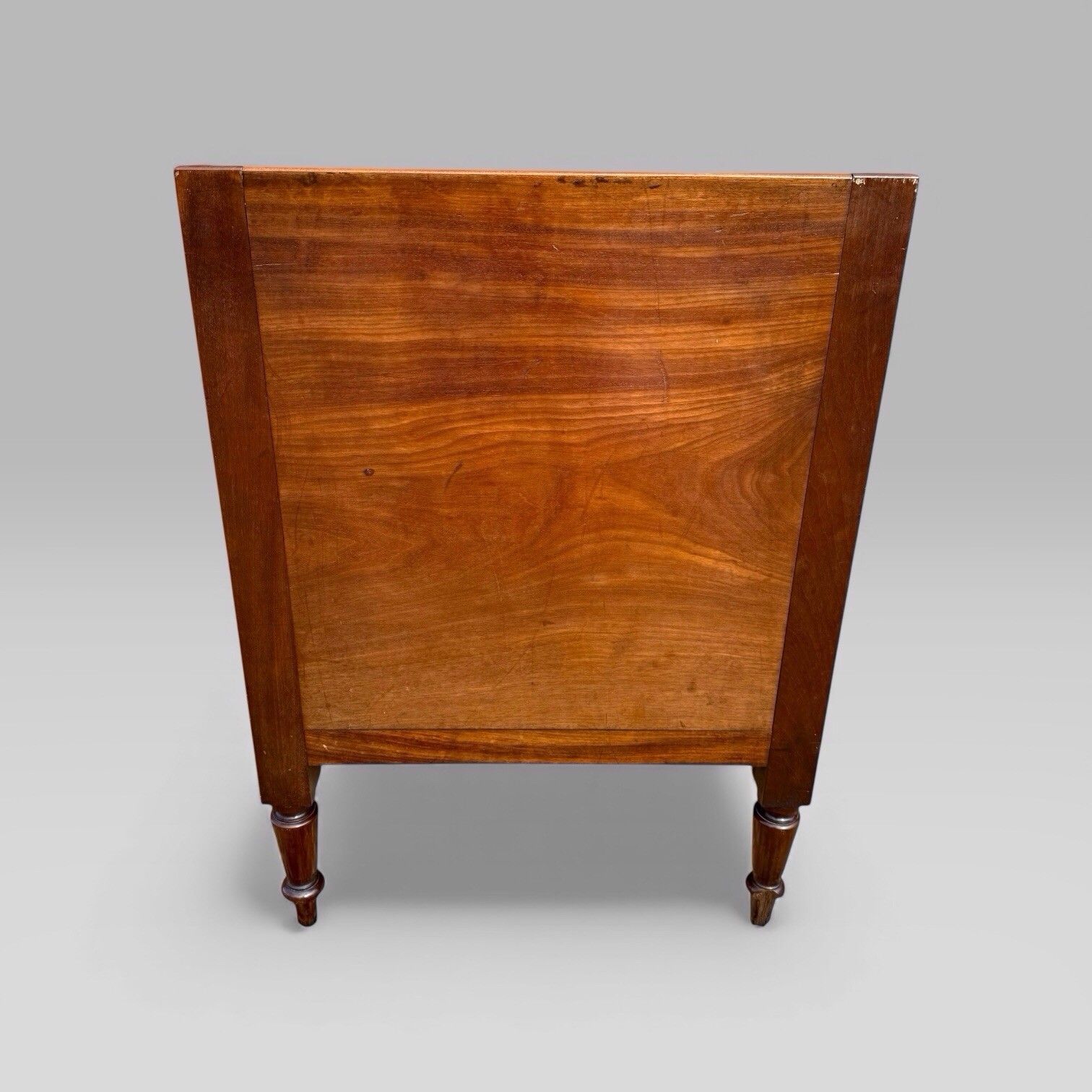 photo vintage Antique Georgian Gillows Mahogany Bedside Table Cabinet | Pot Cupboard