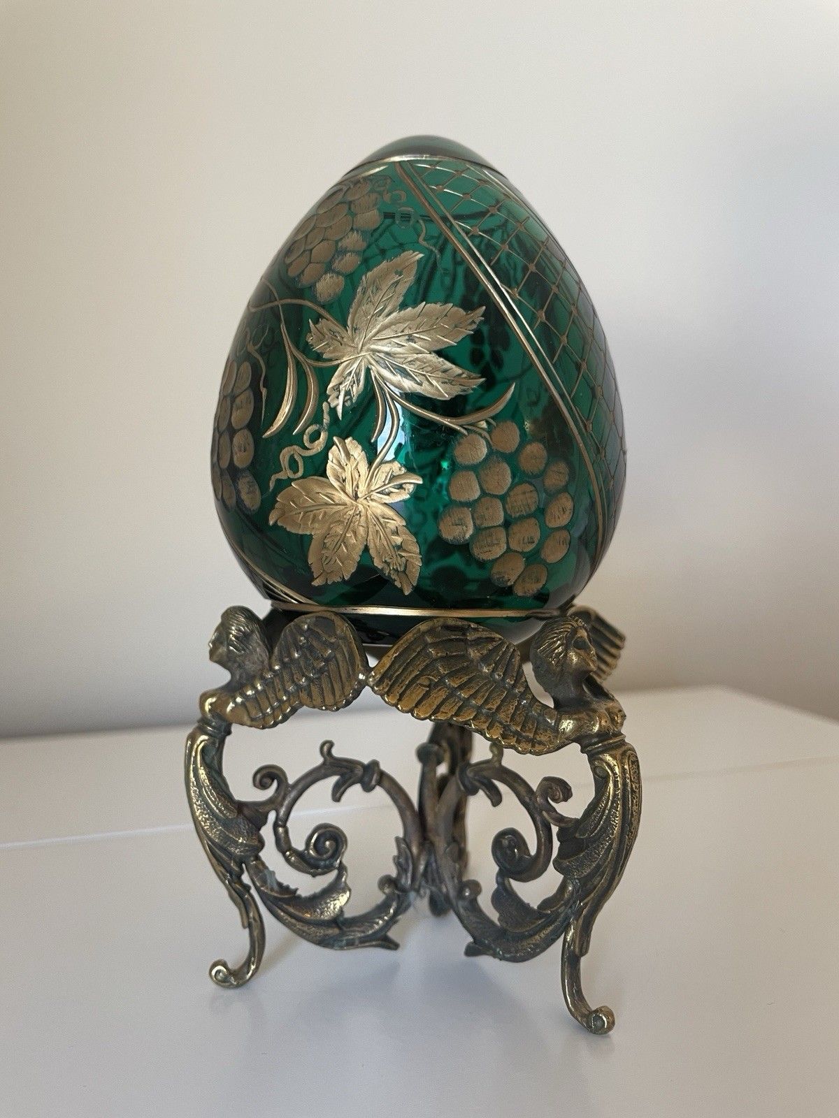 Peterhof Emerald Green & Gold Crystal Egg Hand Made Ornate Stand After Fabergé photo vinterior