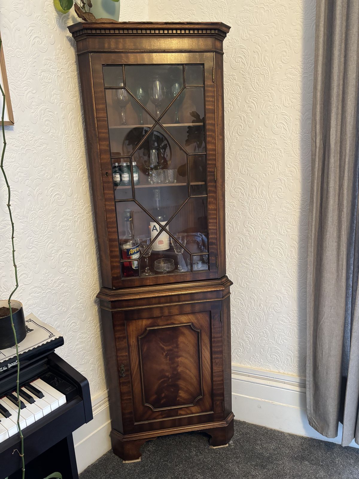 1930’s Georgian Style Drinks Cabinet, Corner Unit, Mahogany photo buy