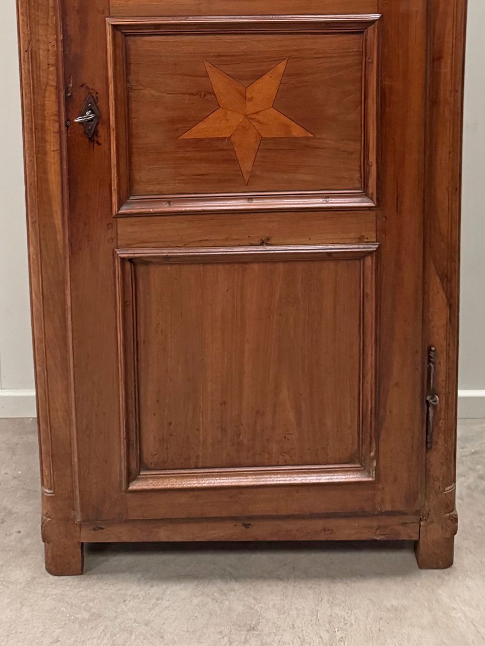 1121.0 Large Fruitwood Cupboard photo