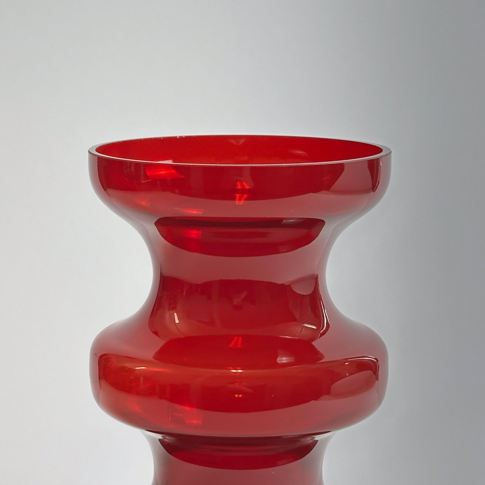 1960s Swedish Red Glass Vase By Per Olof Ström For Alsterfors photo vinterior