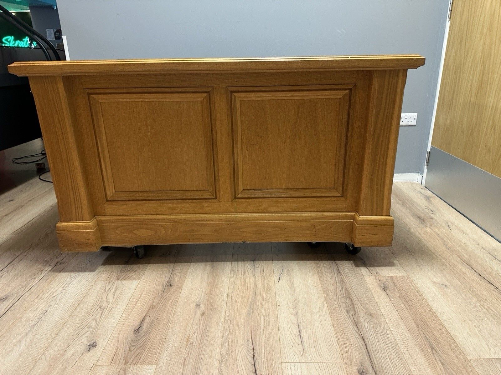Impressive Straight Oak Executive Pedestal Captains Bankers Partners Desk #40 photo Furniture