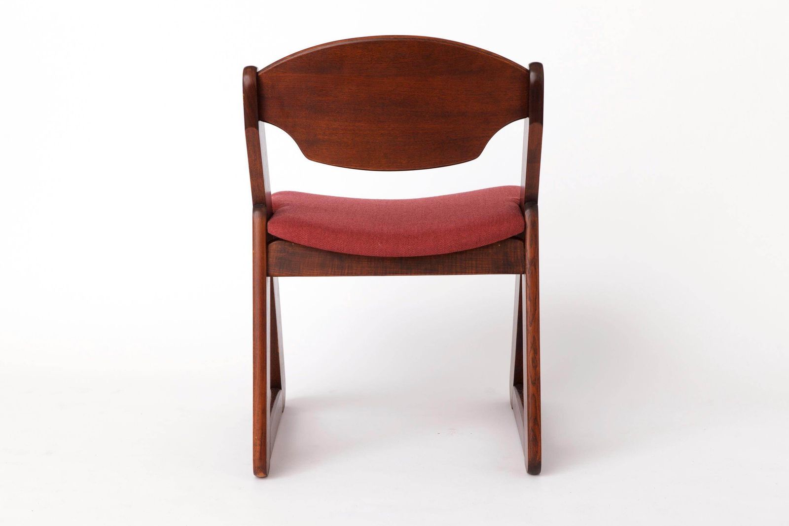 1 Van 2 Vintage Italiaanse Stoelen, Jaren 1980, Donker Beukenhout, Bordeauxrode Bekleding photo vintage