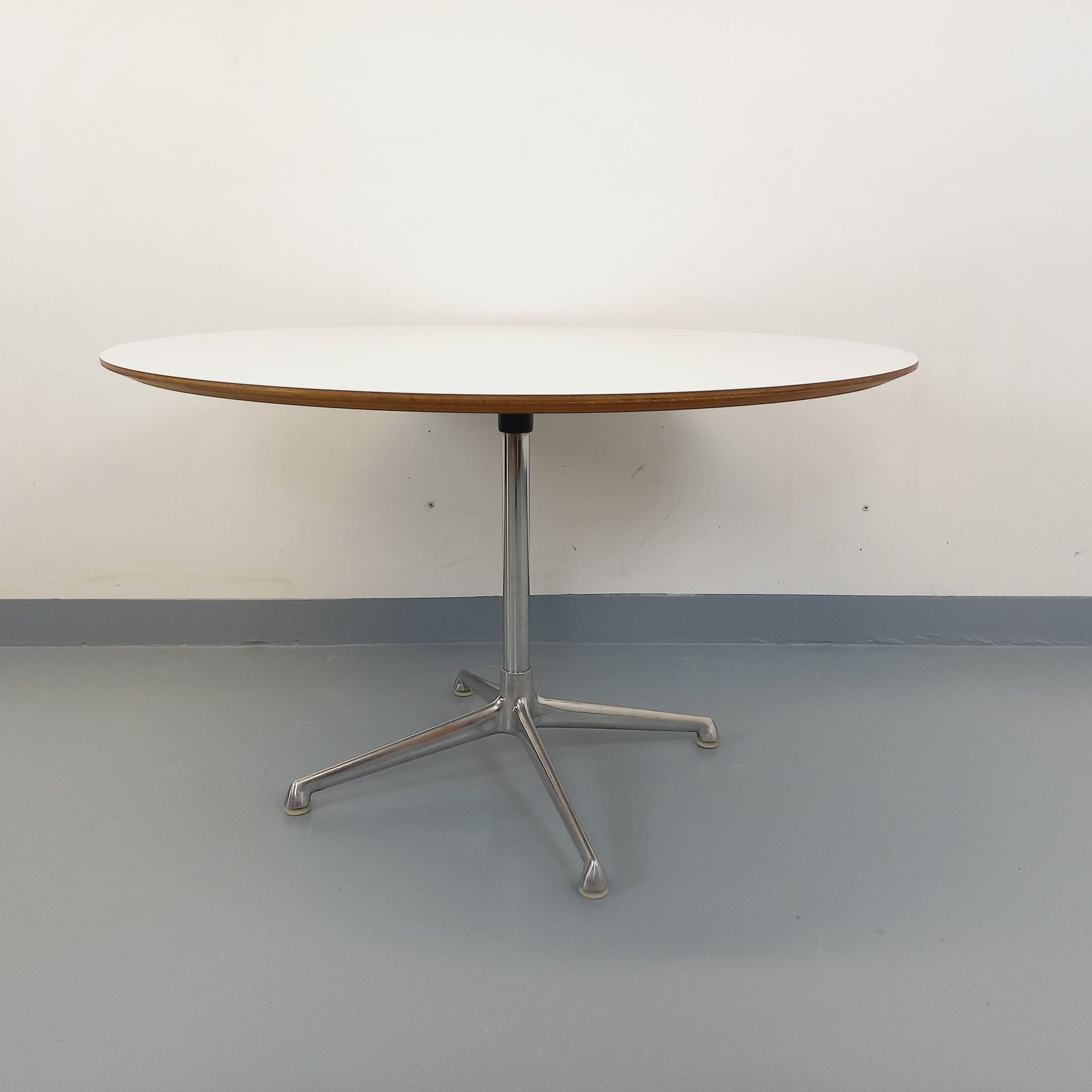 Eames Round Table For Vitra In White Melamine, Wood And Metal photo furniture