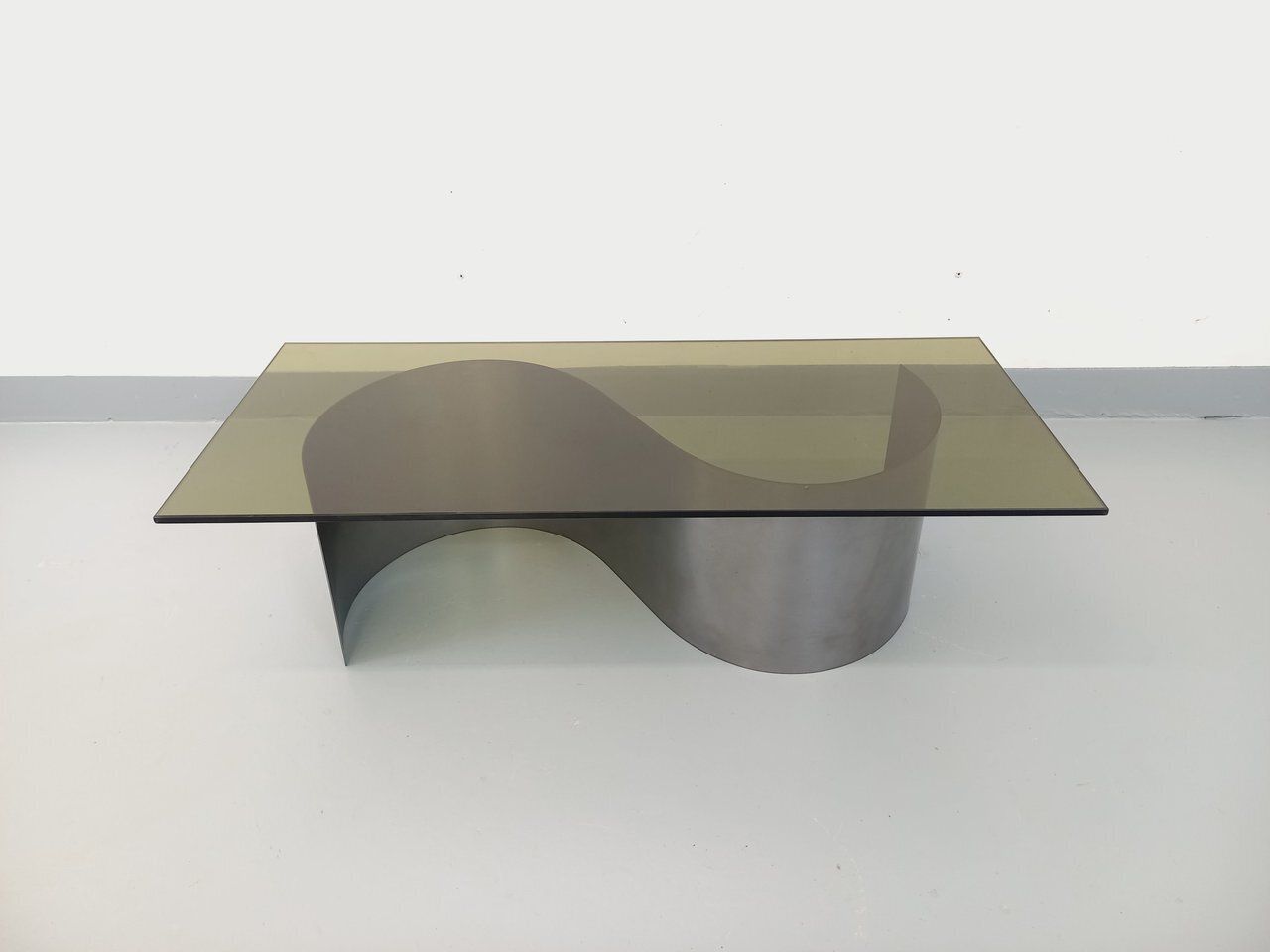 photo vintage Rectangular Space Age Coffee Table From The 1970s, Made Of Steel And Smoked Glass