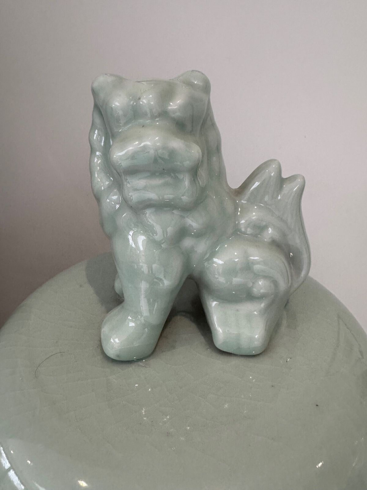 Large Porcelain Ginger/Temple Floor Jar/Vase/Pot With Foo Dog Finial   Soft Sage Green Celadon Glaze photo for sale
