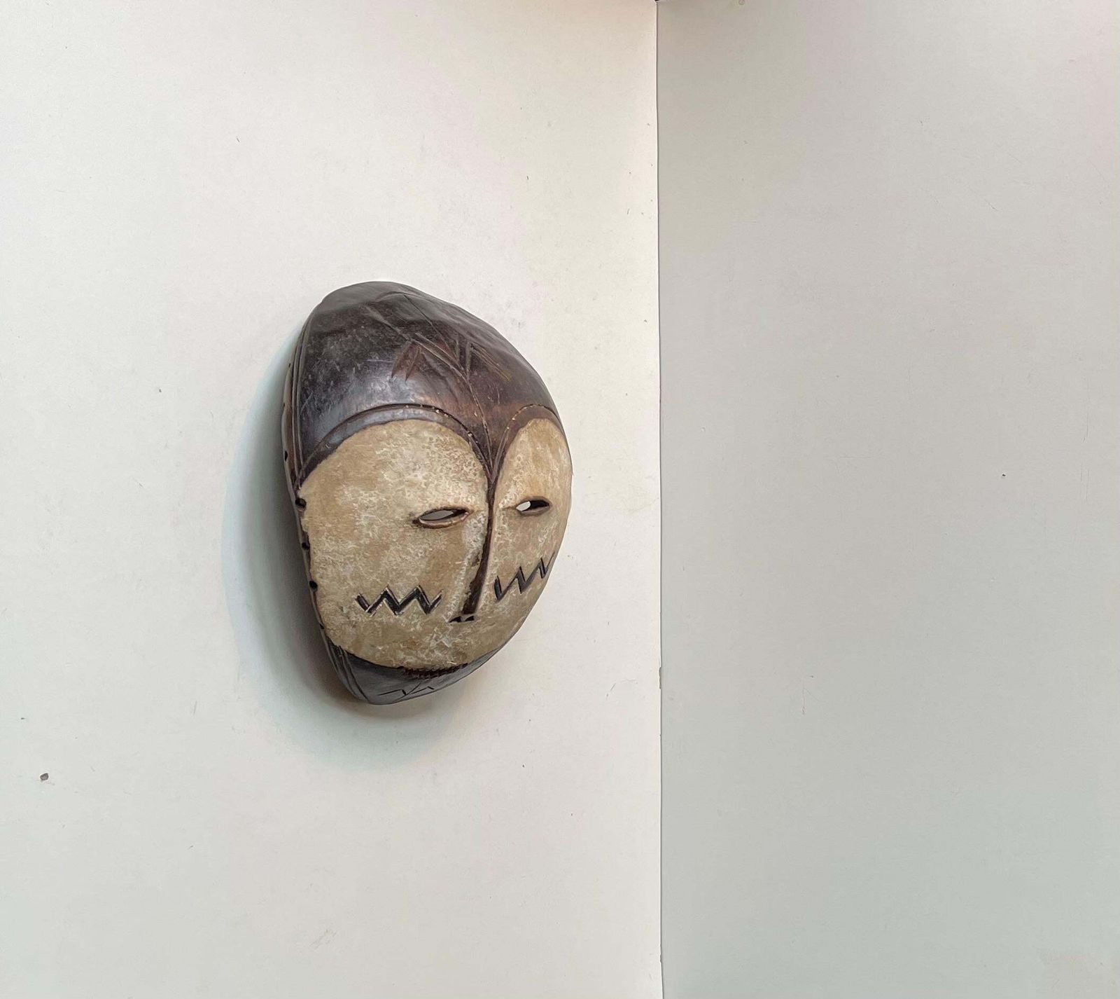 Vintage Lega   Kwele Mask From Congo Africa, 1970s photo 281.0
