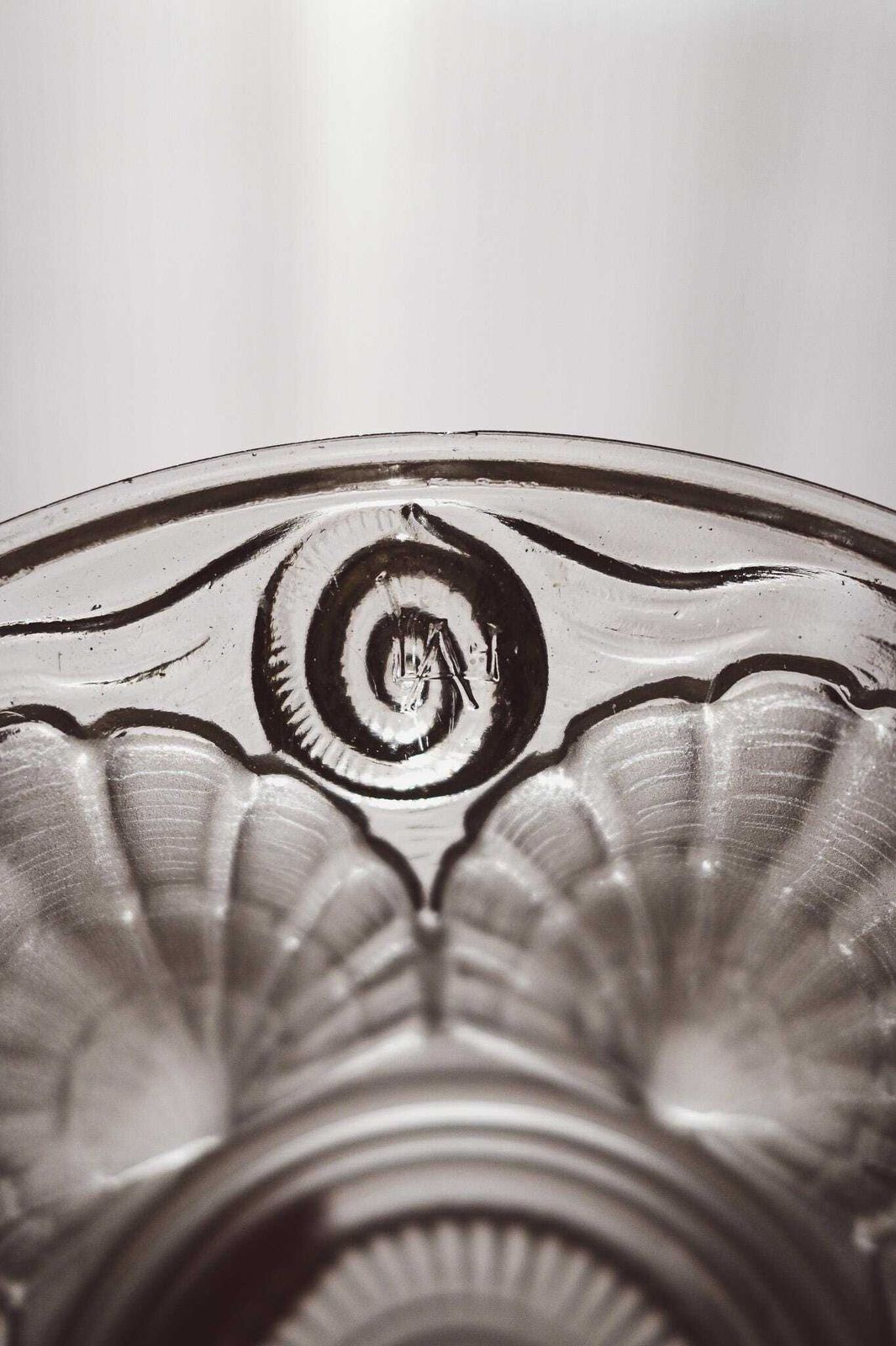 Art Nouveau Glass Lamp Shade Pair | Frosted Shell Design | Antique Ceiling Light Fixture | French Art Deco 20.5cm photo 219.0
