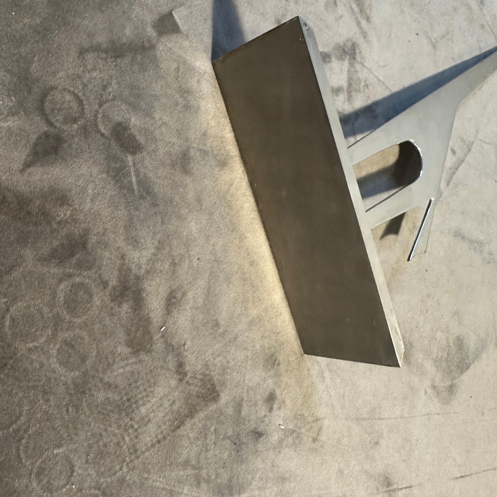 1990s Minimalist Silver Plated Sculpture La Giraffa By Lino Sabattini photo furniture