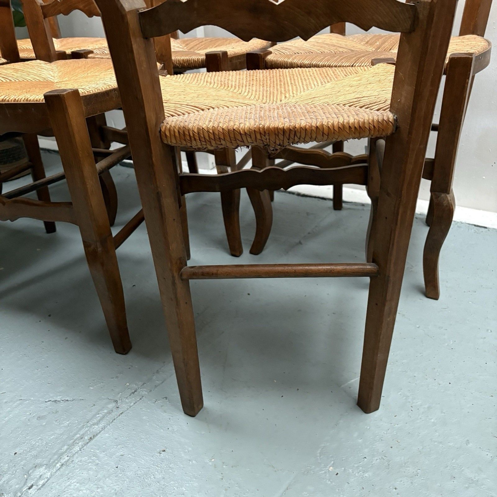 photo vinterior 6 Vintage French Farmhouse Country Very High Ladderback Rush Seat Dining Chairs