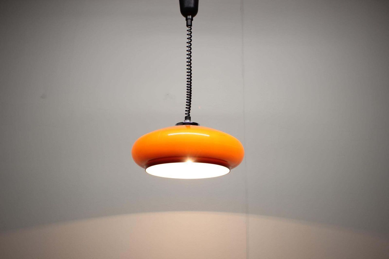 photo for sale Mid Century Verstelbare Glazen Hanglamp, Europa, Jaren 1970