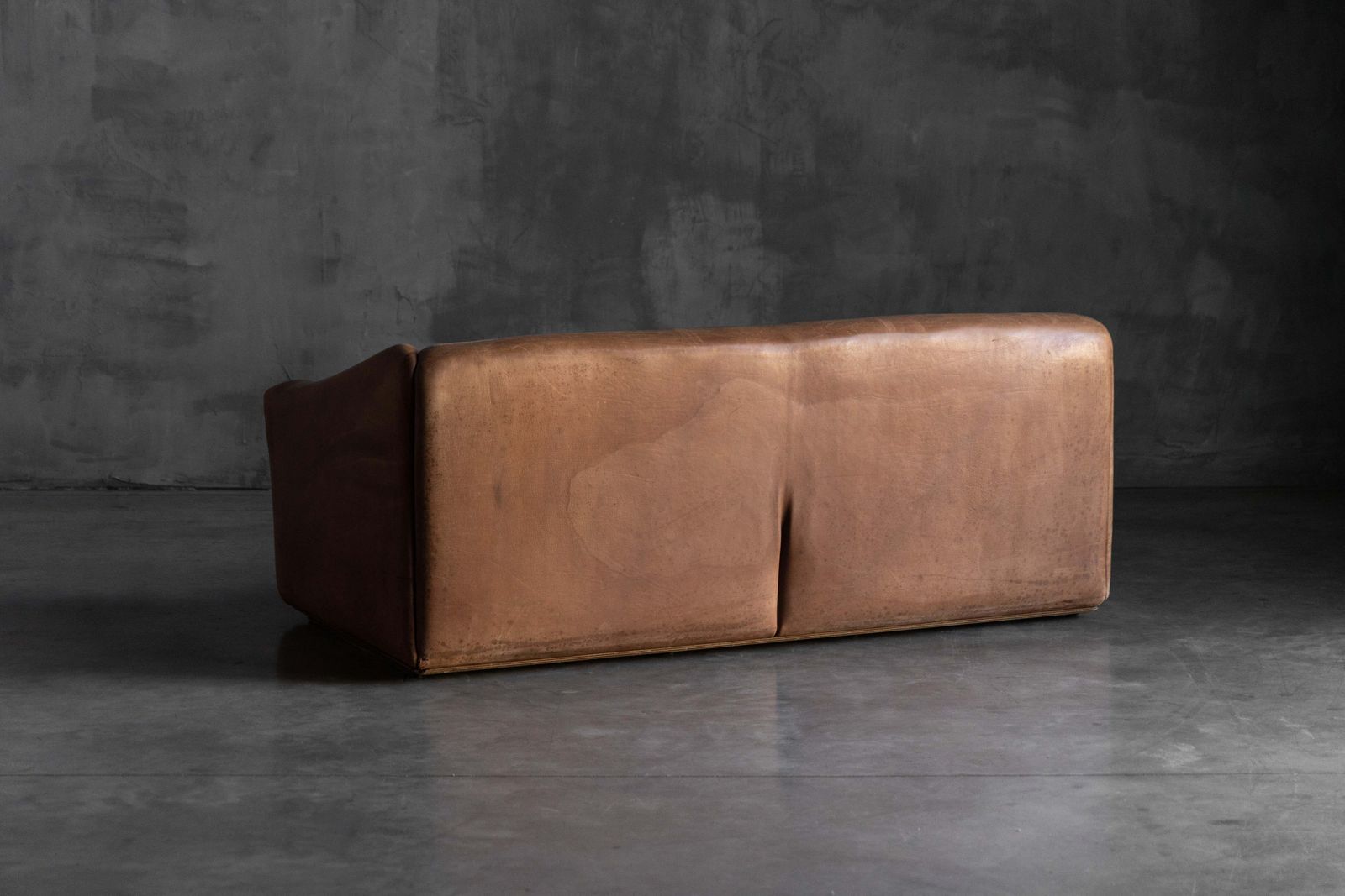 De Sede Ds 47 Bullhide Leather Sofa, Switzerland, 1970s photo vintage