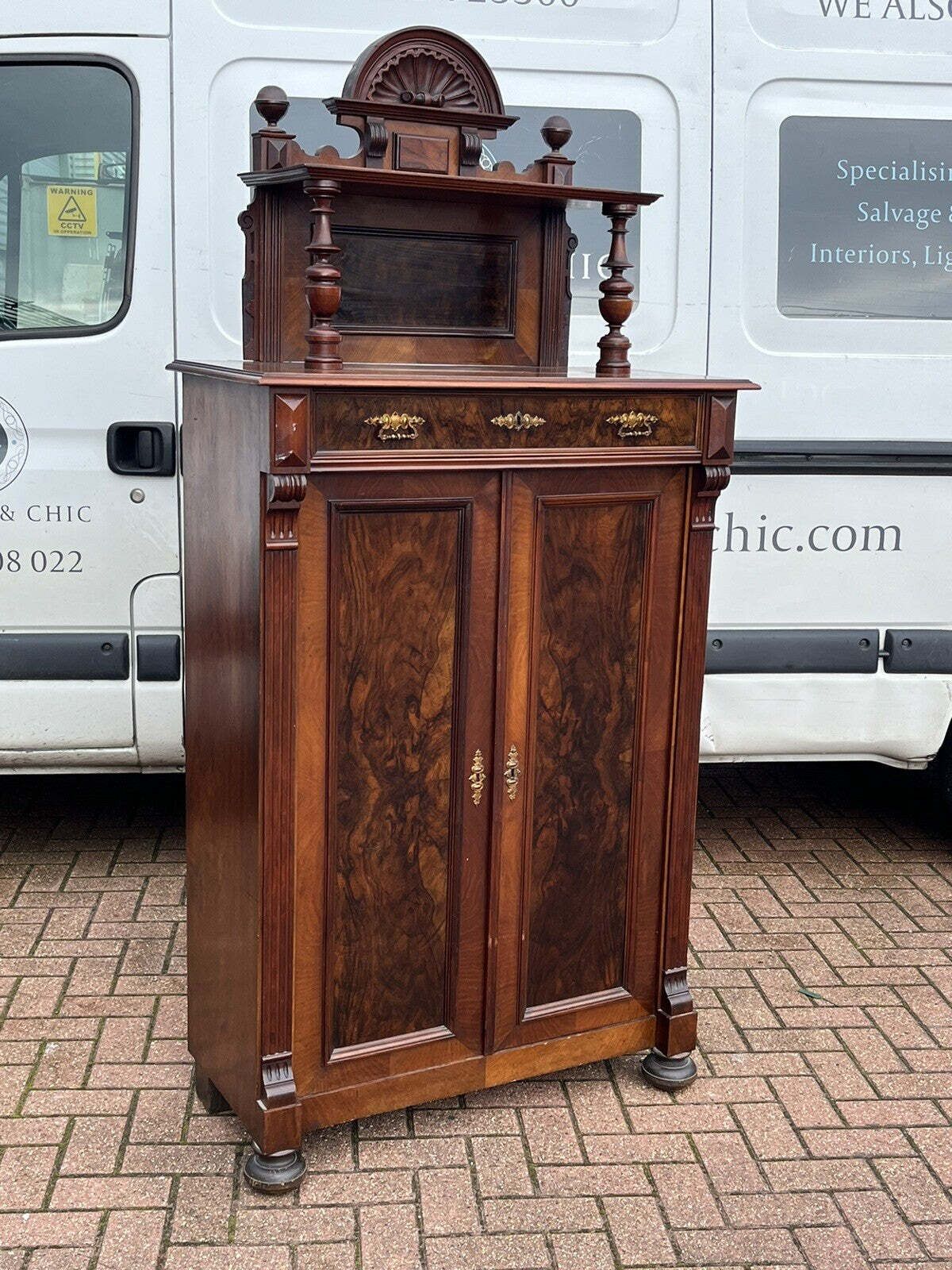 photo vinterior Antique Walnut Bookcase / Cupboard With Fitted Shelves & Drawer