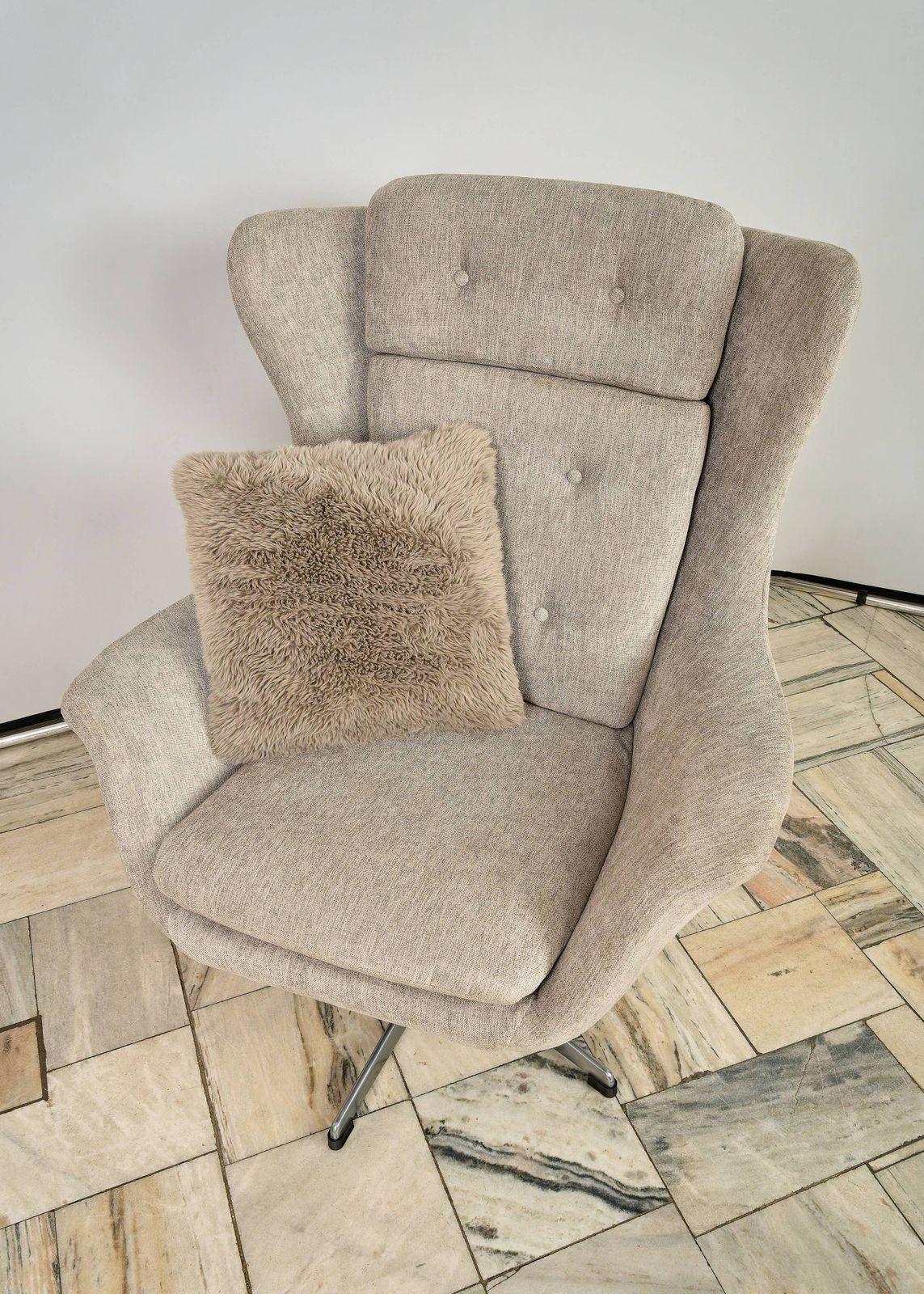 photo vintage Ushak Swivel Chair By Up Zavody 1960s Czechoslovakia