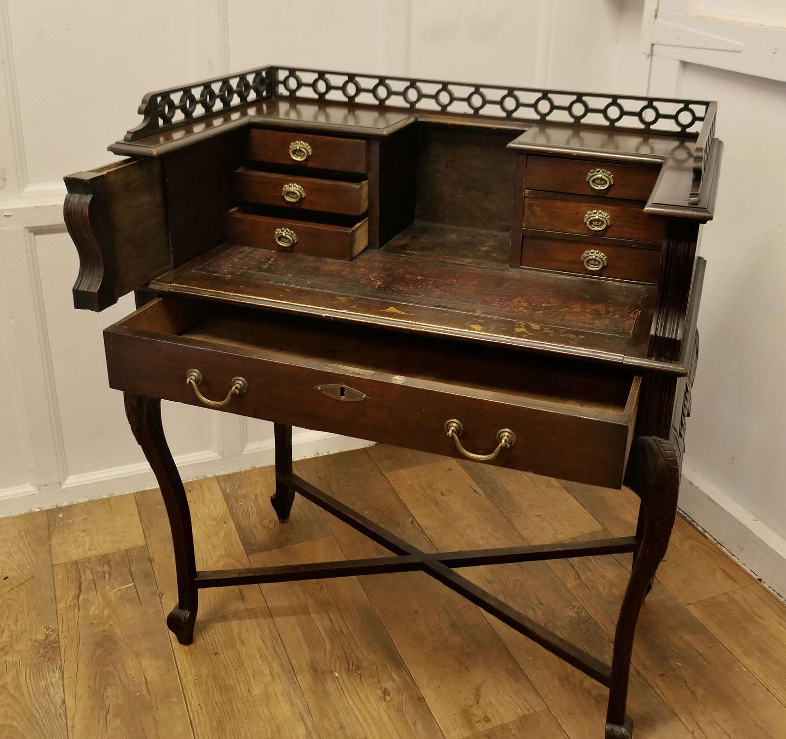 Chinese Chippendale Reception House Desk photo vinterior