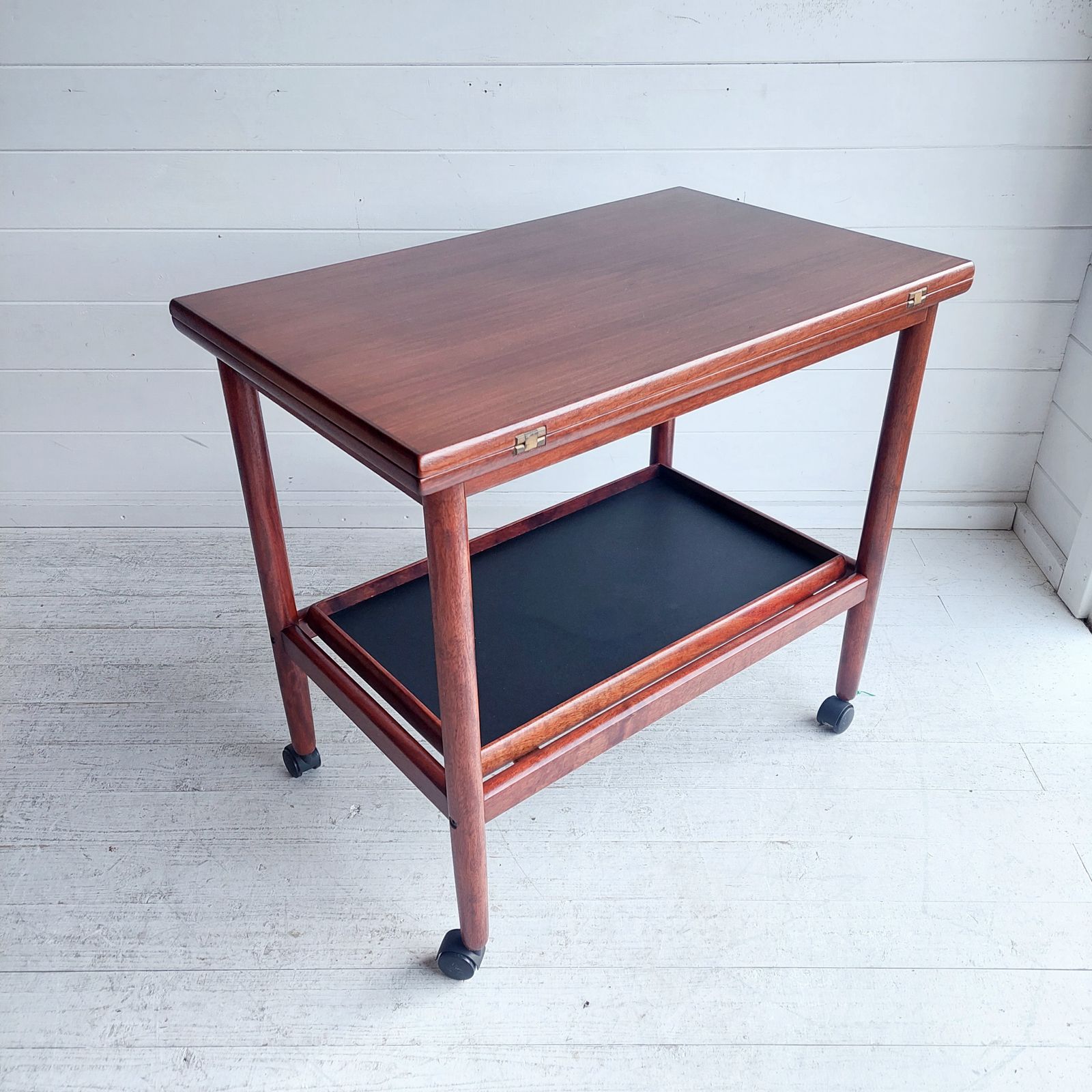 Mid Century Drinks Trolley Grete Jalk Poul Jeppesens Møbelfabrik, Rosewood Extendable Barcart 1960s