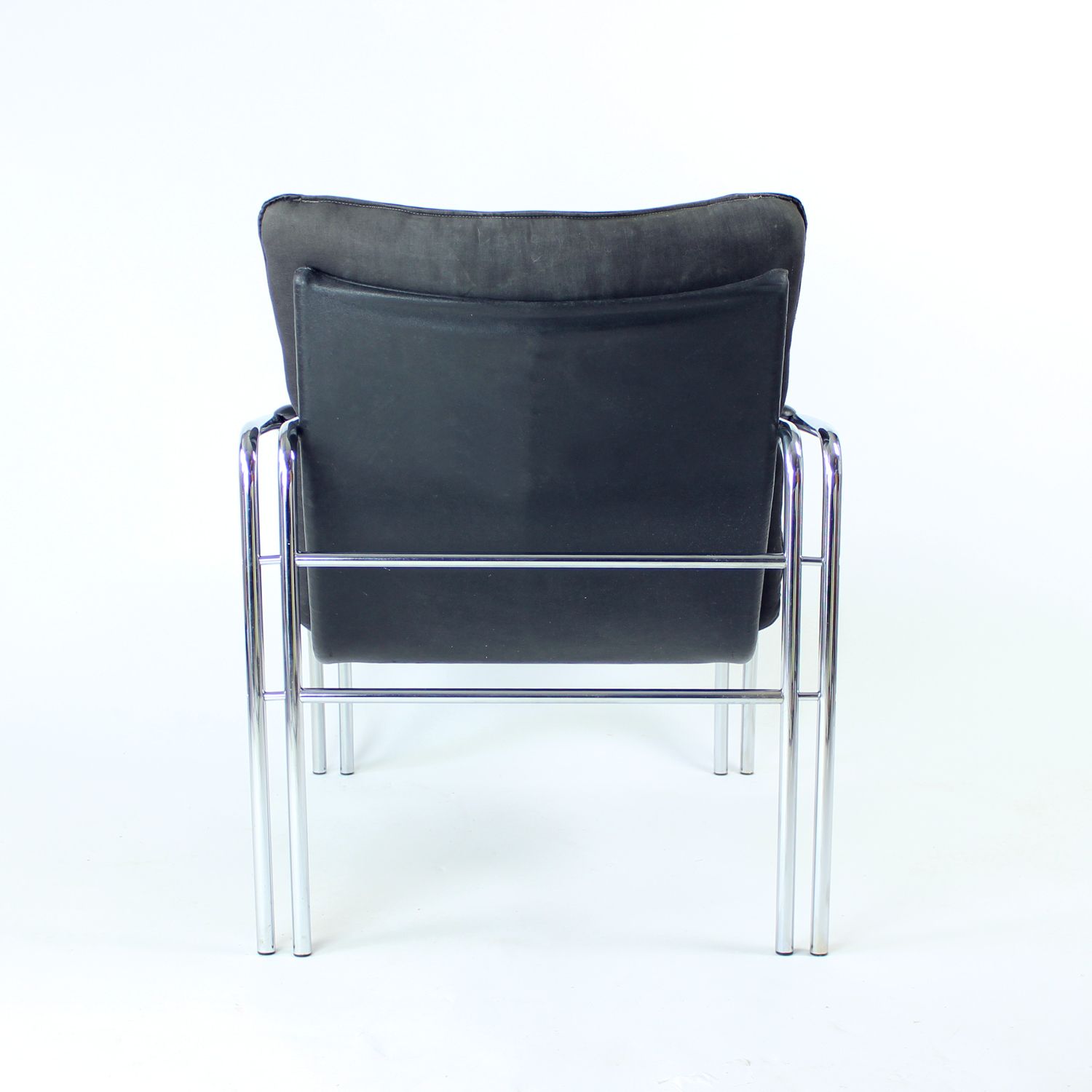 photo vinterior Mid Century Chrome Lounge Chair By Viliam Chlebo For Kodreta, Czechoslovakia, 1980s