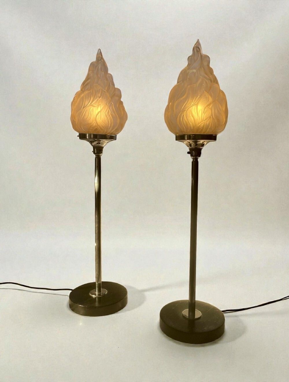 A Pair Of Tall Art Deco Lamps photo vinterior