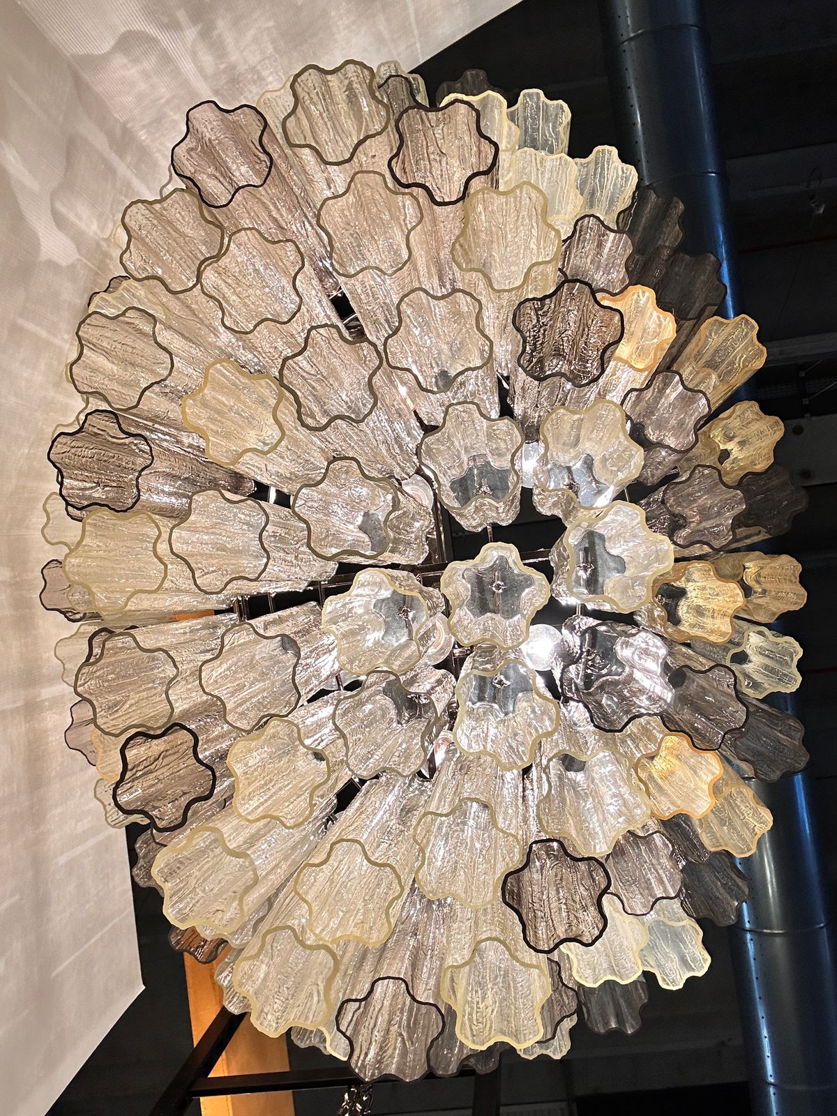 Contemporary Oval Champagne E Fumè “Tronchi” Murano Glass Chandelier photo for sale