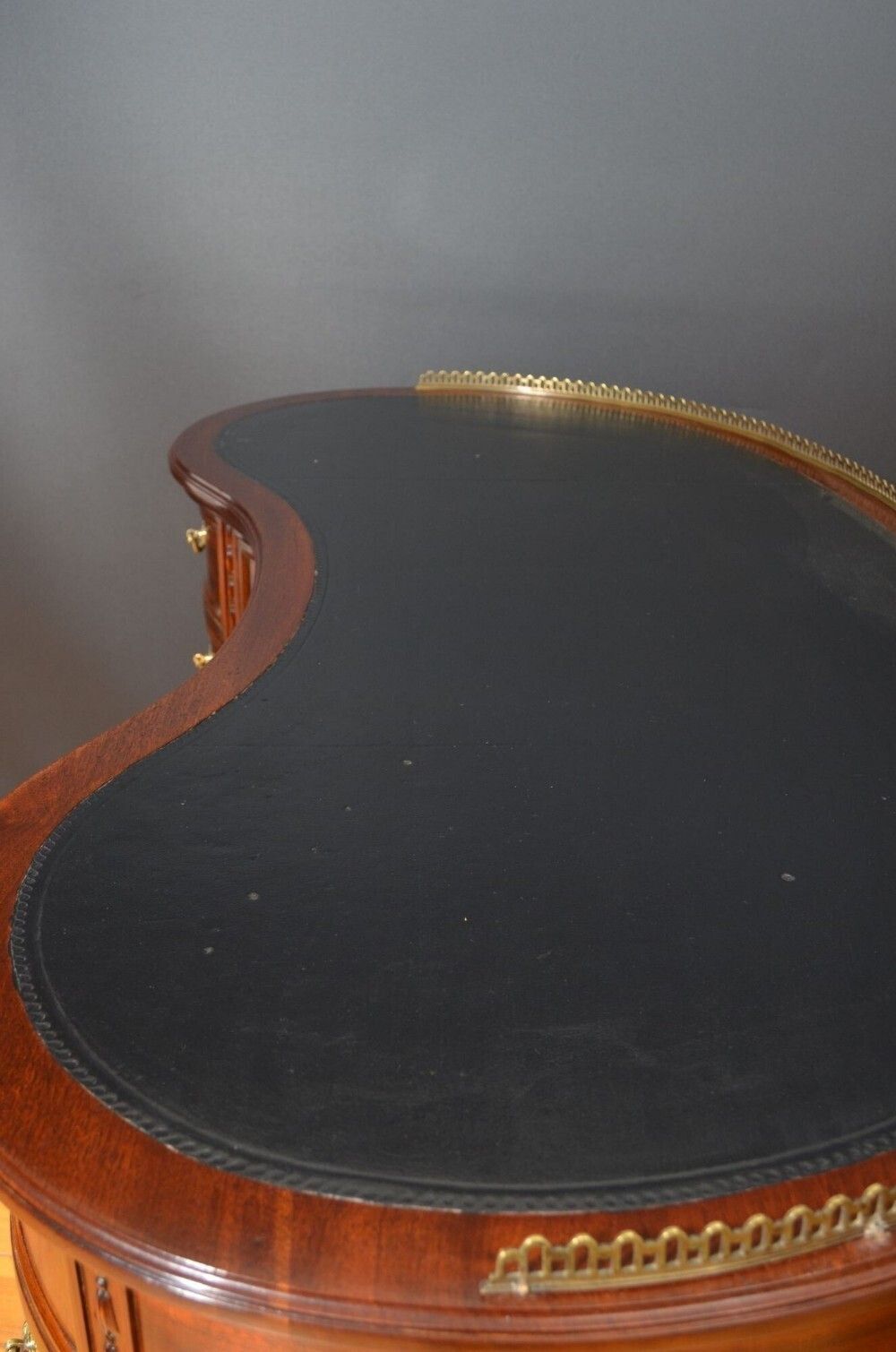 photo furniture Edwardian Shapland & Petter Mahogany Kidney Shaped Writing Desk