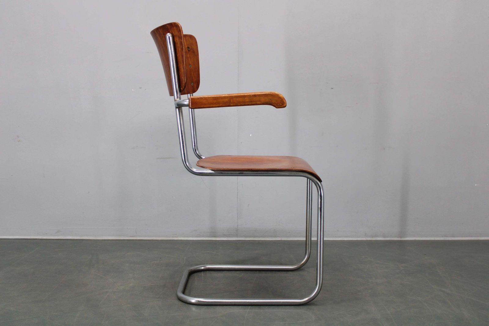 Bauhaus Cantilever Fauteuil In Verchroomd Buisstaal En Beukenhout, Jaren 1930 photo furniture