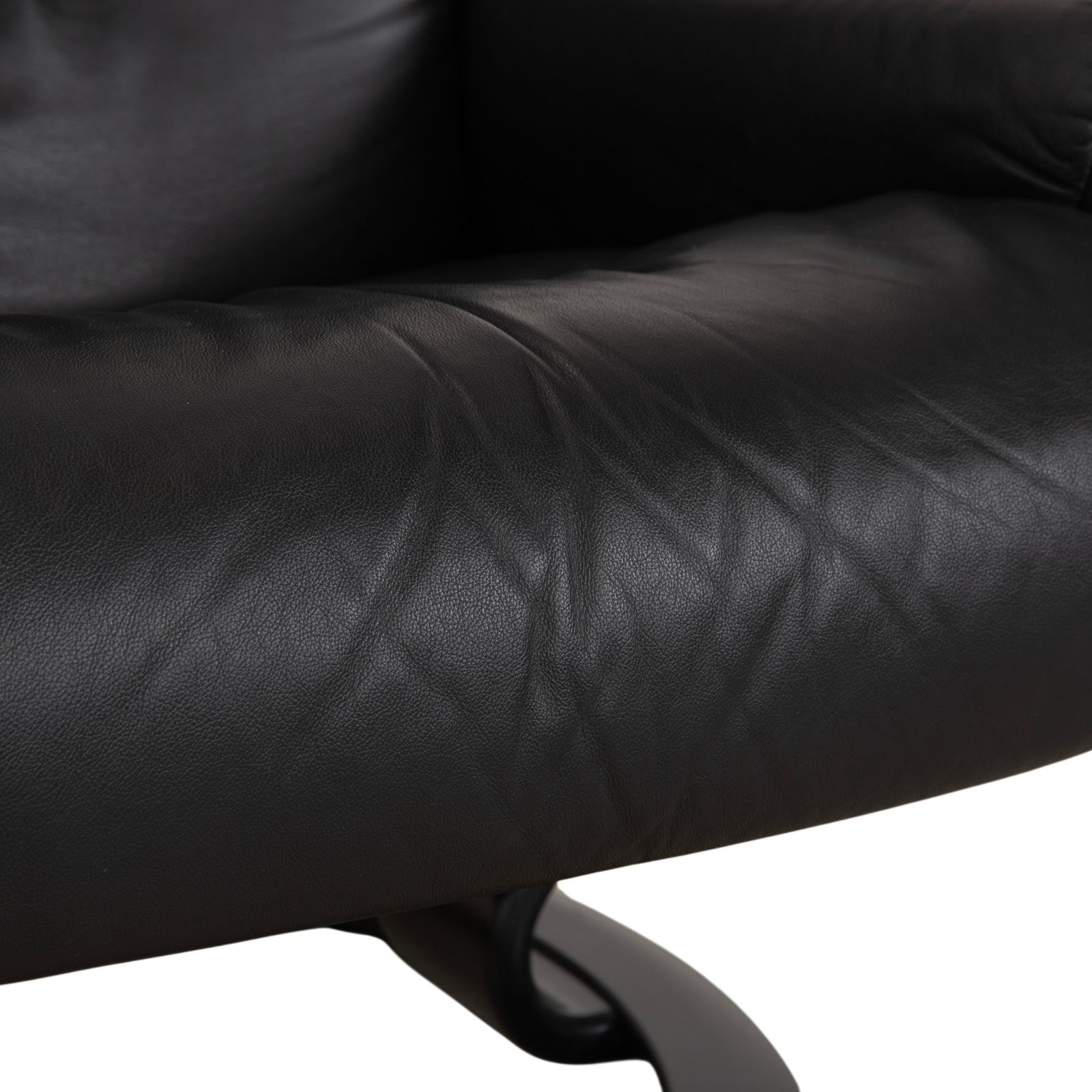 photo furniture Stressless Sunrise Leather Recliner Dark Grey Anthracite With Manual Reclining Function