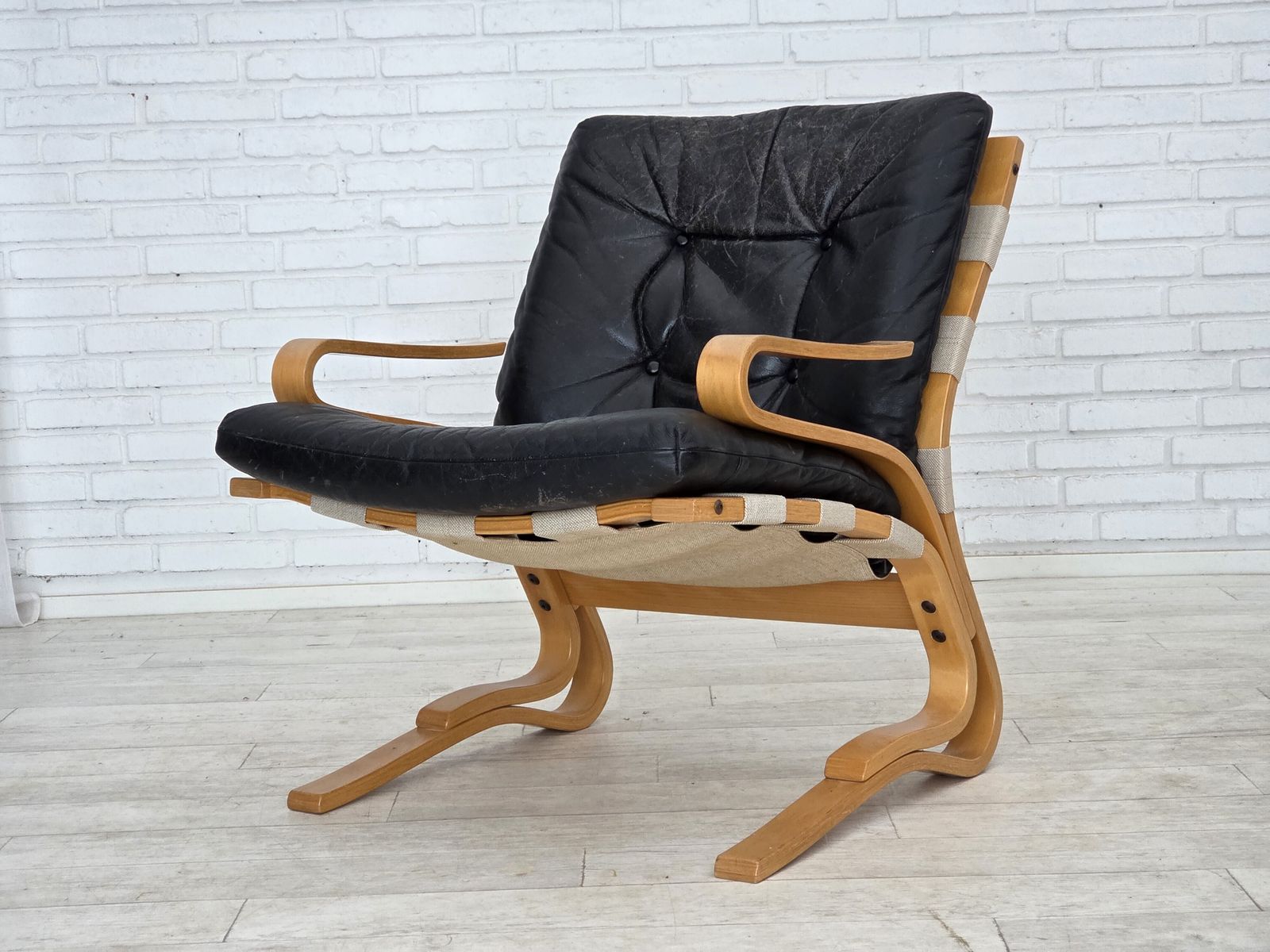 photo for sale 1970s, Norwegian Design, Armchair Model "Kengu", Leather, Bent Wood.