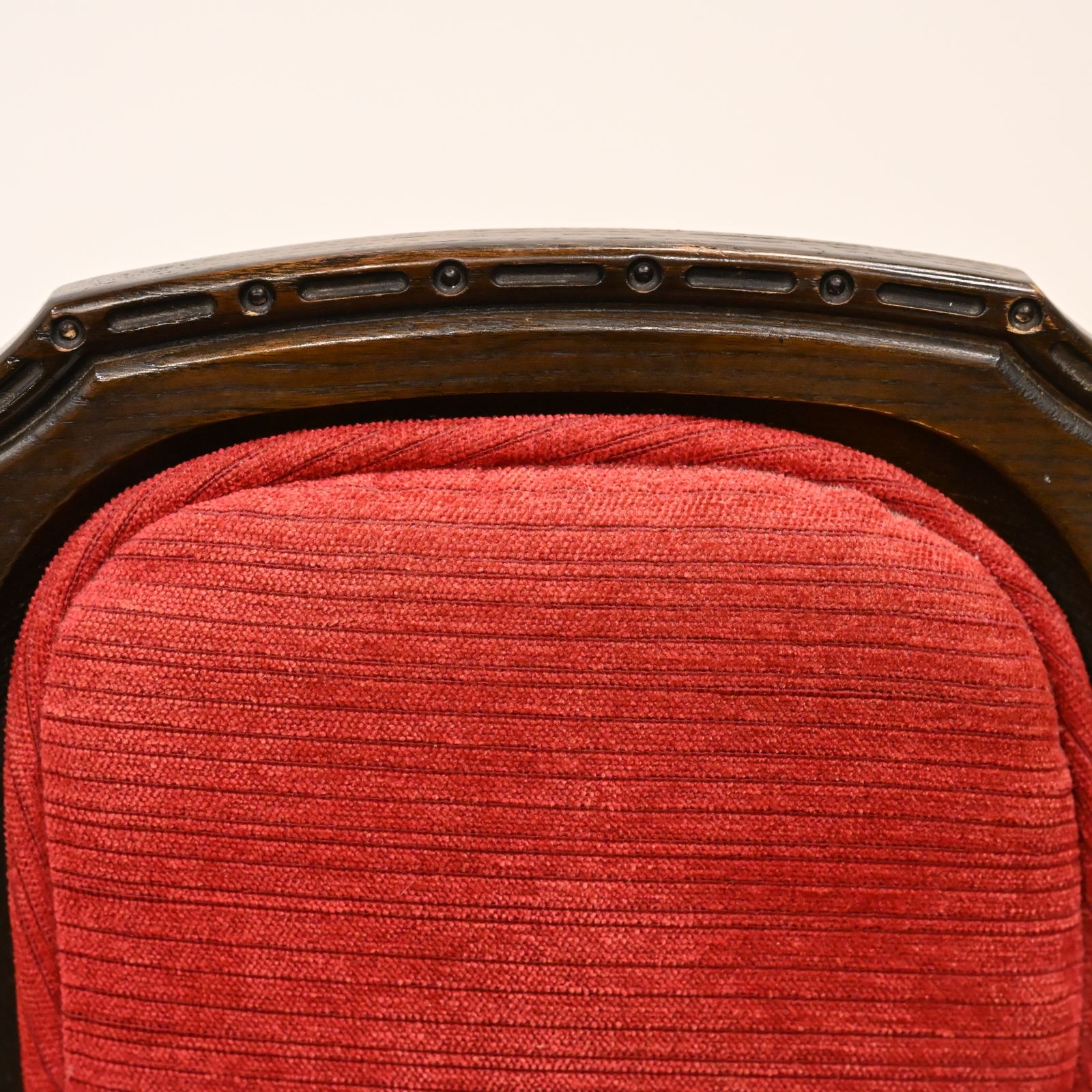 8 Ercol Hampton Dining Chairs Including 2 Carvers Red Upholstey Free Uk Delivery photo 627.0