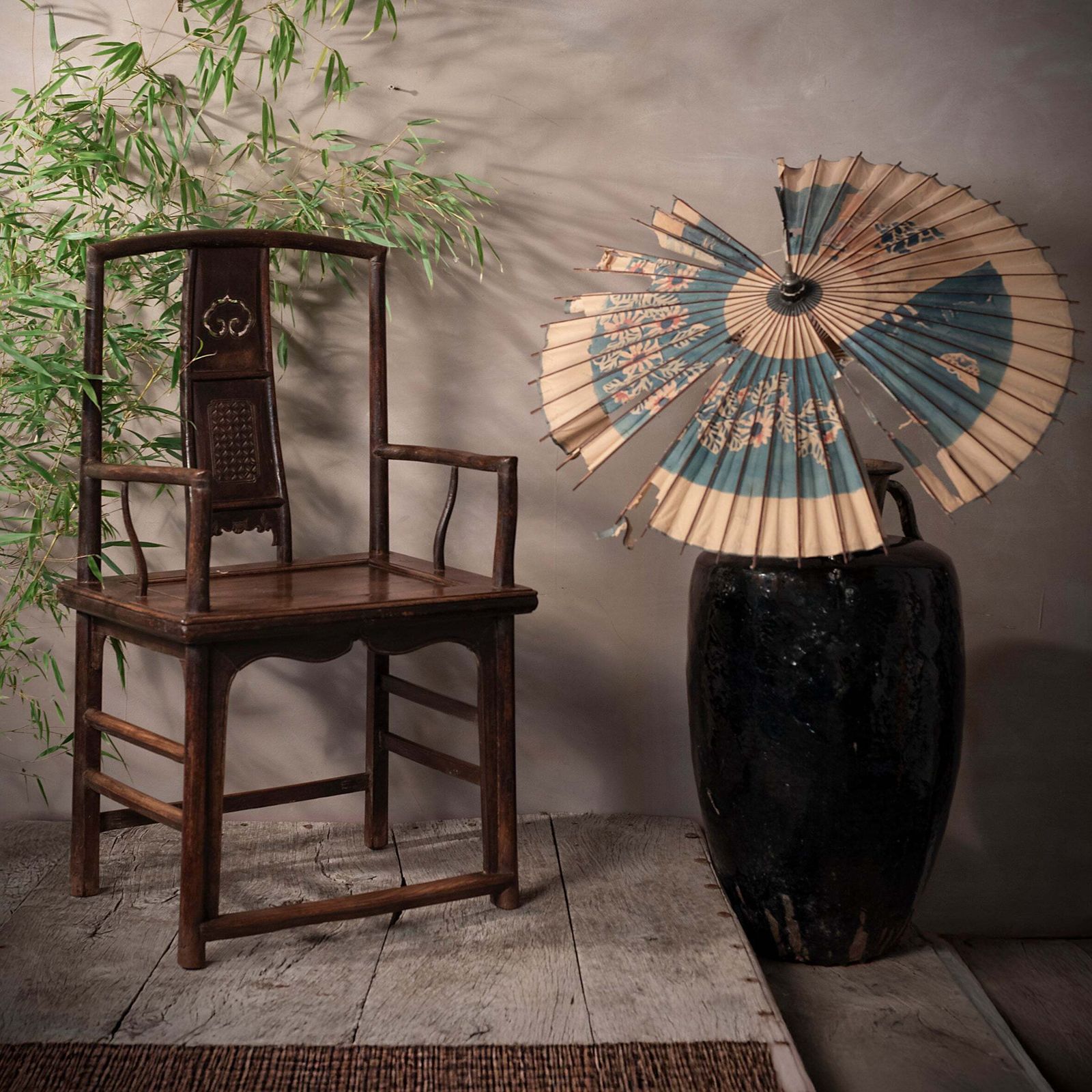 Short Backed Elm Southern Officials Hat Armchair   19th Century