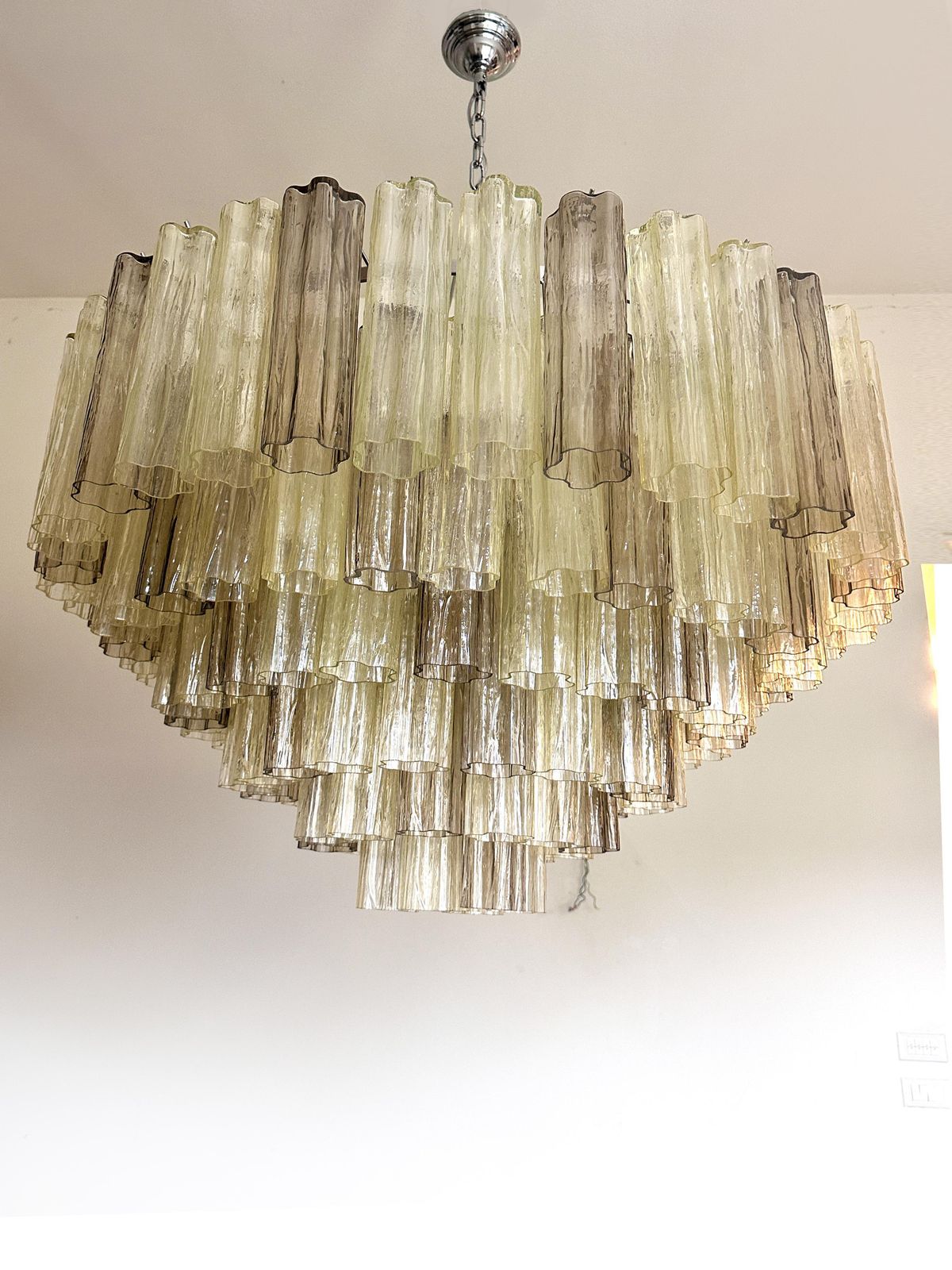 Lighting Luxury Huge Champagne E Fumè “Tronchi” Murano Glass Chandelier In Venini Style. photo