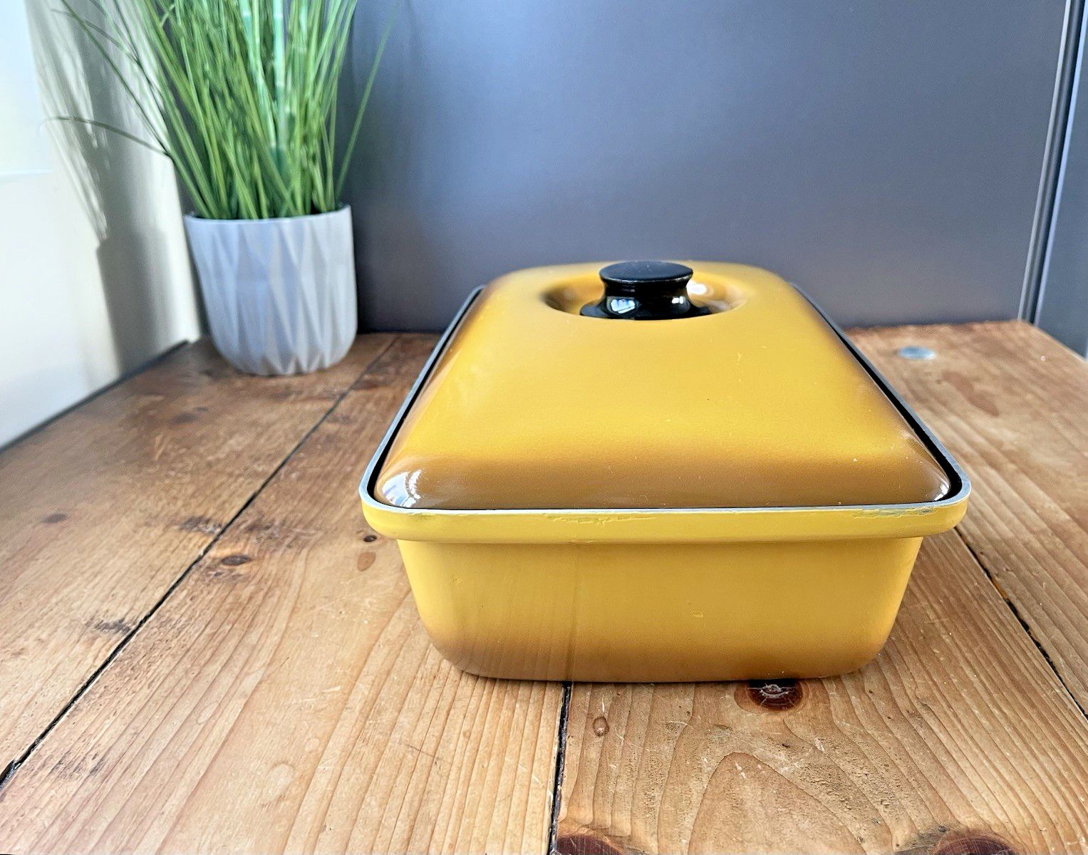 Vintage 60s 70s Tower Enamel Mustard Yellow Casserole Roasting Pan Retro Kitchen photo 55.0