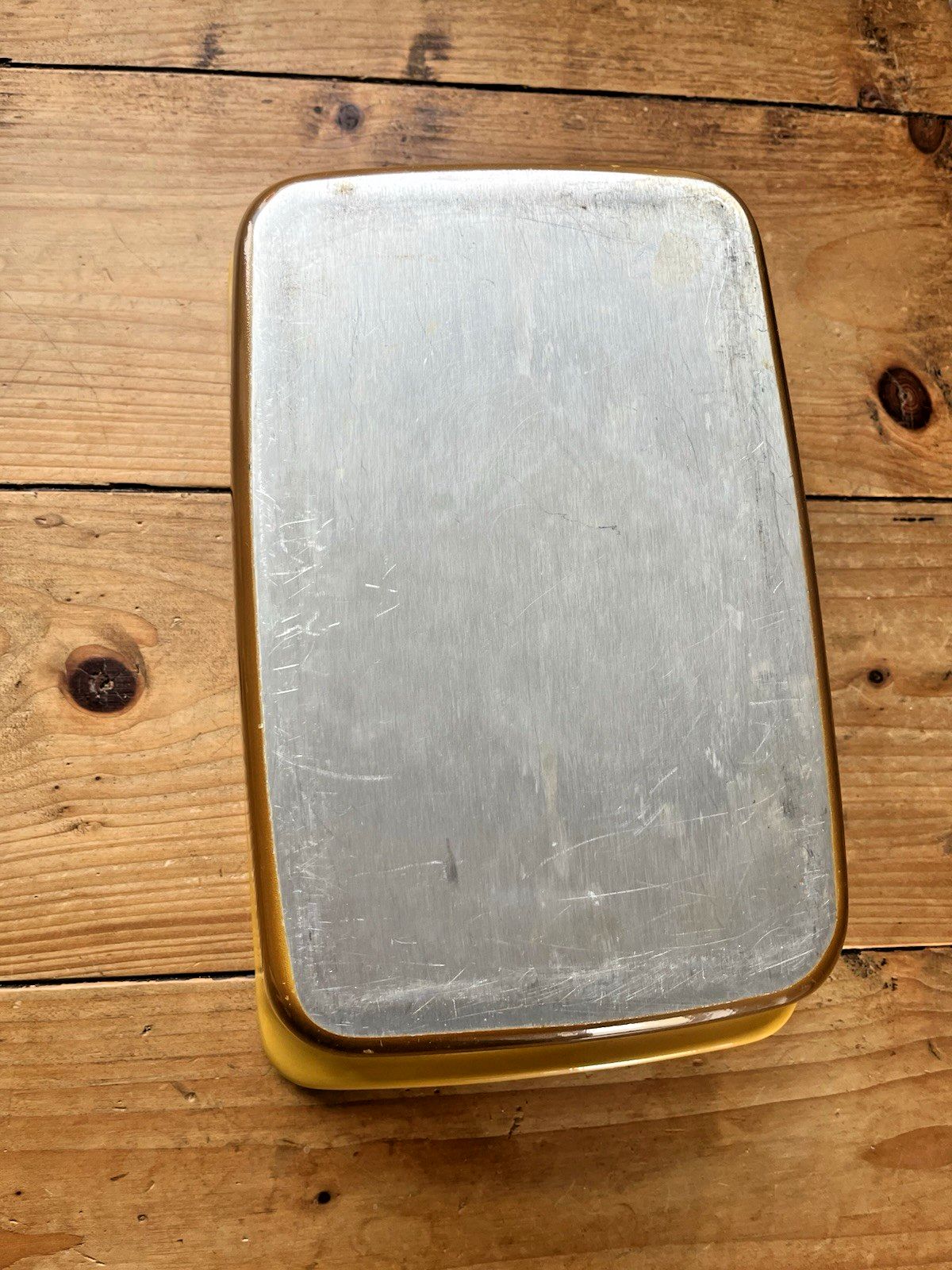 photo furniture Vintage 60s 70s Tower Enamel Mustard Yellow Casserole Roasting Pan Retro Kitchen