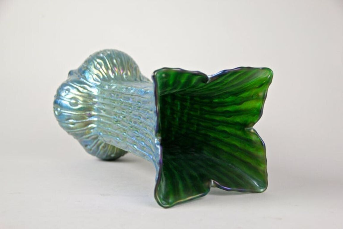 20th Century Art Nouveau Glass Vase By W. Kralik   Iridescent, Bohemia Ca. 1902 photo vinterior