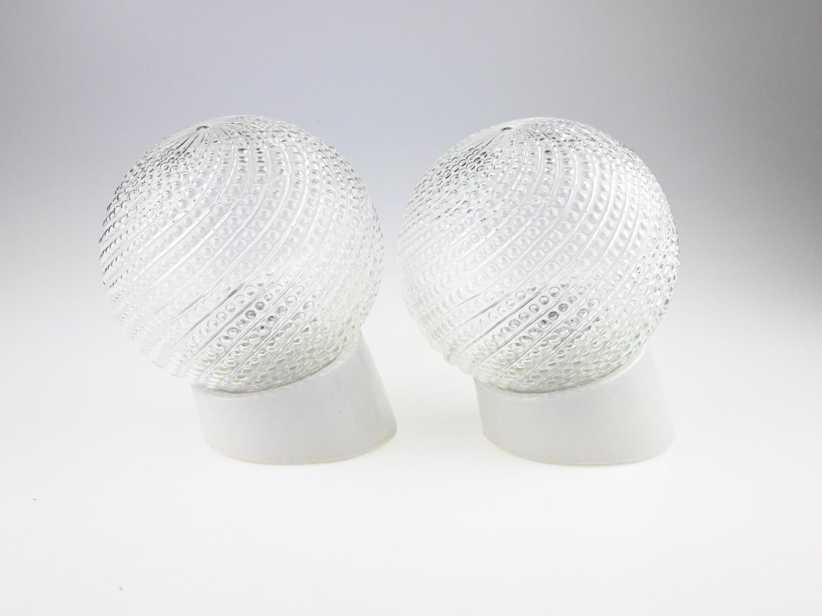 Pair Of Bauhaus Wall Lamps, Pair Of Wall Lamps, Wall Lamp, Wall Light, Mid Century Lamp, Retro Lights, Mid Century Lighting, Old Lamps photo vinterior