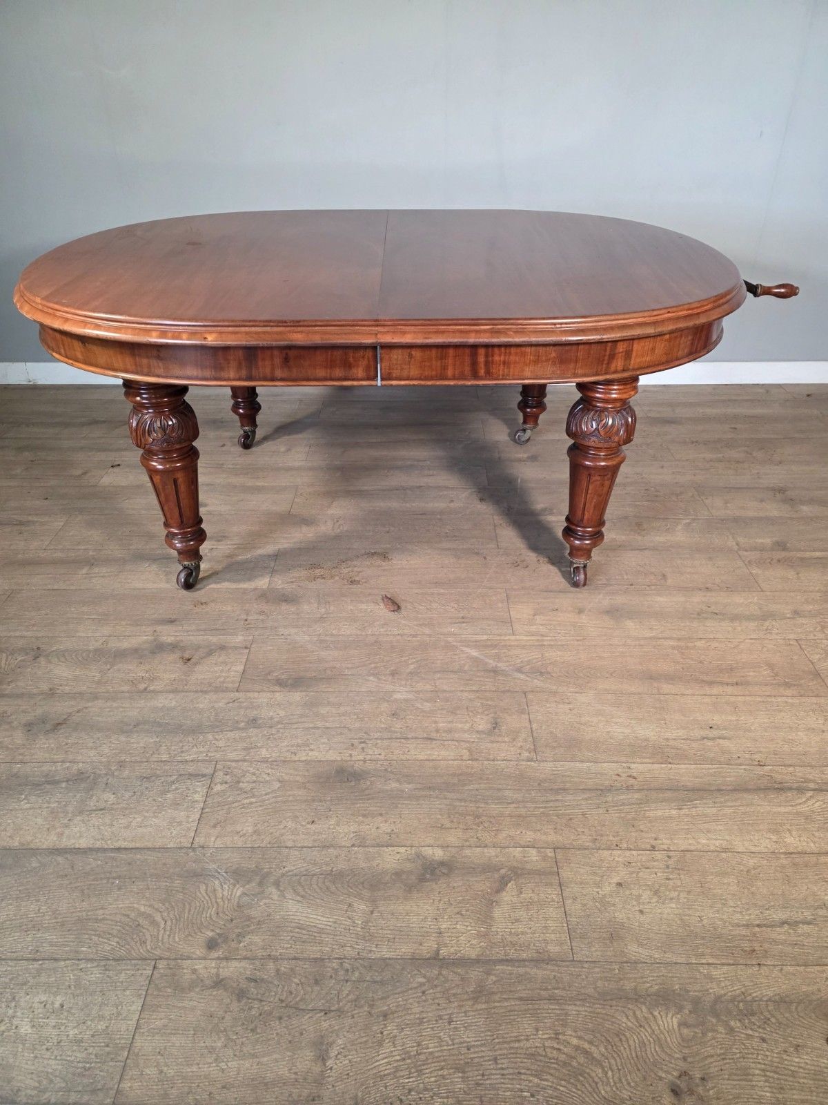Antique Victorian Mahogany Wind Out Table 1860s. photo Furniture