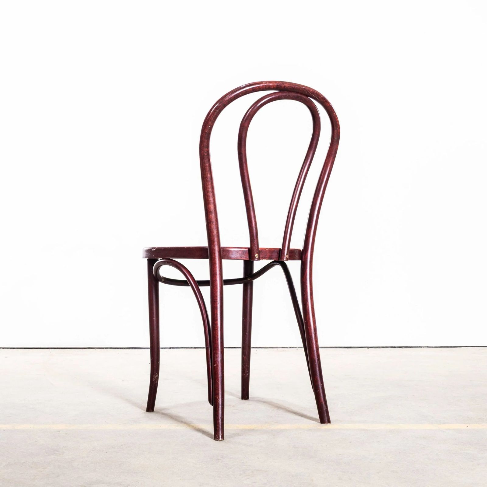 1980’s Classic Dark Mahogany Hoop Back Bentwood Dining Chairs photo vinterior