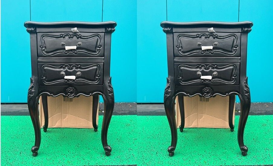 Brand New Pair Of La Rochelle French Antique Style 2 Draw Bedside Tables –  Rrp £640 photo 475.0
