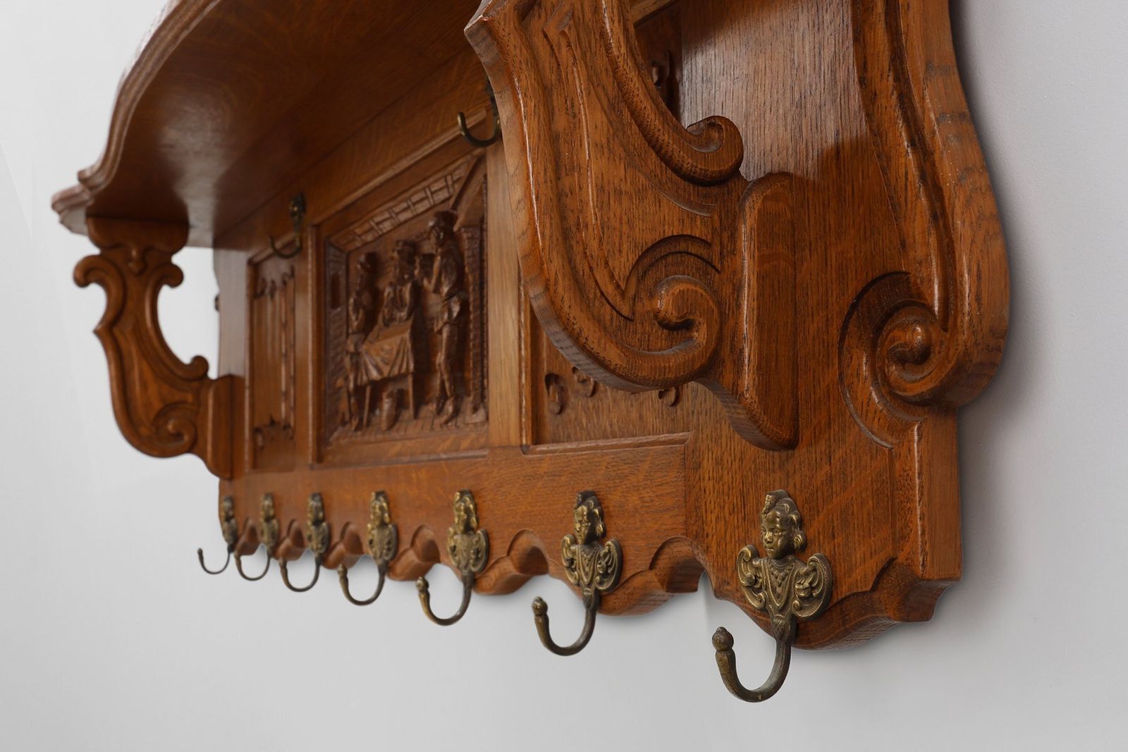 20th Century Baroque Belgian Bruegel Oak Coat Rack, 1950s photo vinterior