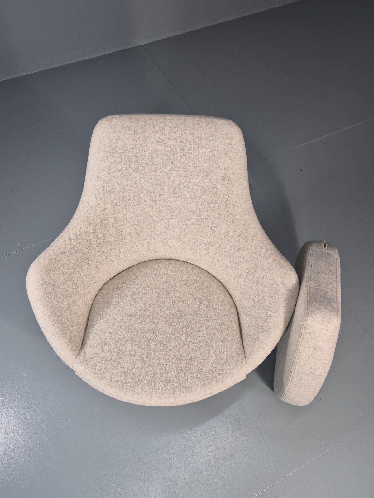 photo furniture Vintage Swivel Bucket Chair New Upholstery 1960s Retro Mcm Danish Eb11468 Mswi