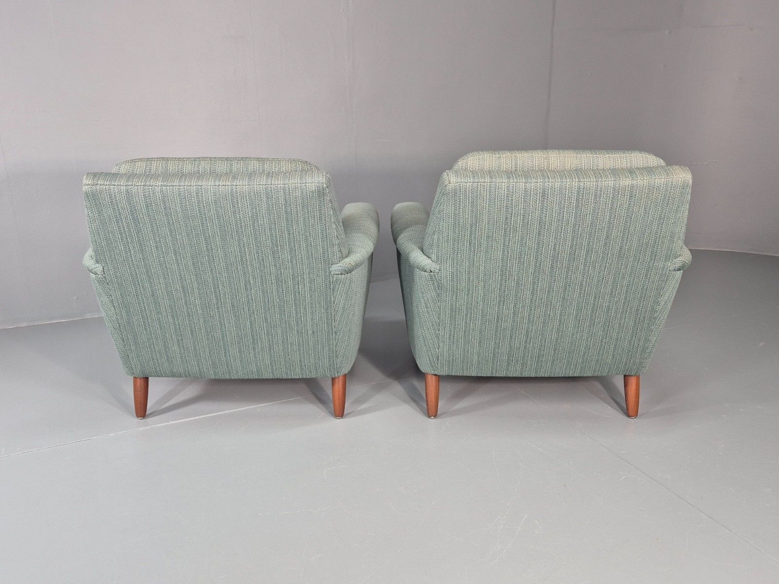 photo vintage 2 Mid Century Lounge Chairs 1960s Denmark Blue Wool Retro Eb11403 Mnor
