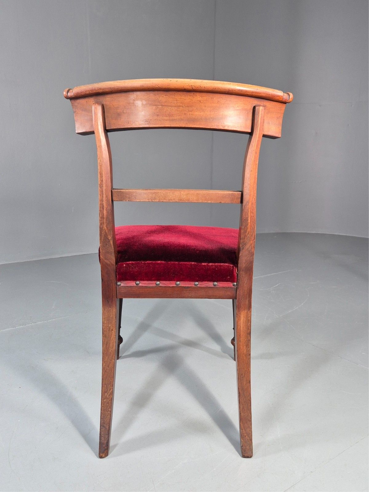 photo furniture Antique William IV Mahogany Dining Chair Red Velvet Upholstery 1830 Eb11224 Vdin