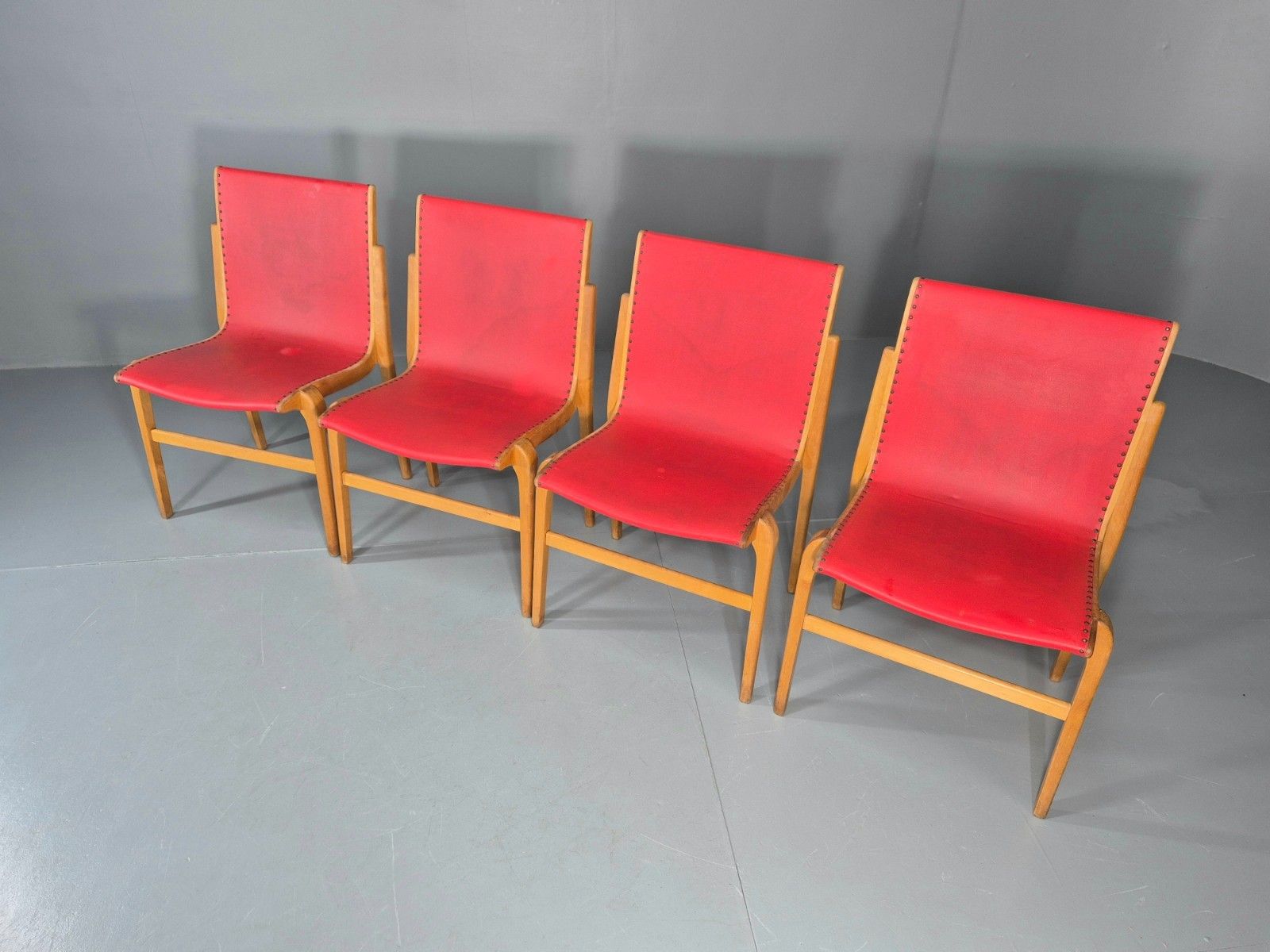 4 Stacking Lounge Chairs 1950s Swedish Red Beech Mid Century Retro Eb11102 Mdin photo 550.0