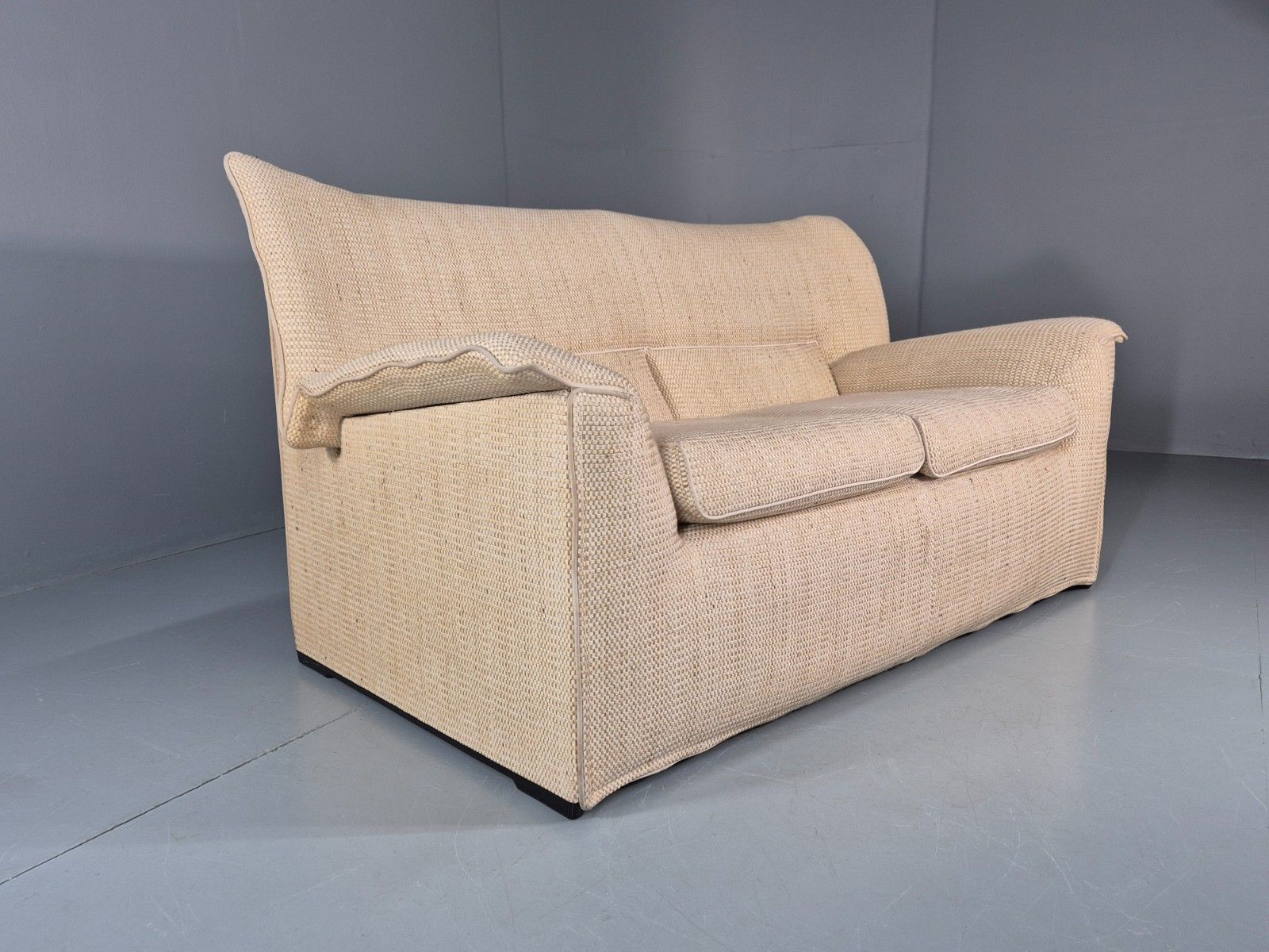 Afra And Tobia Scarpa For B And B Italia Two Seater  Lauriana 80s Eb11007 M2ss photo furniture