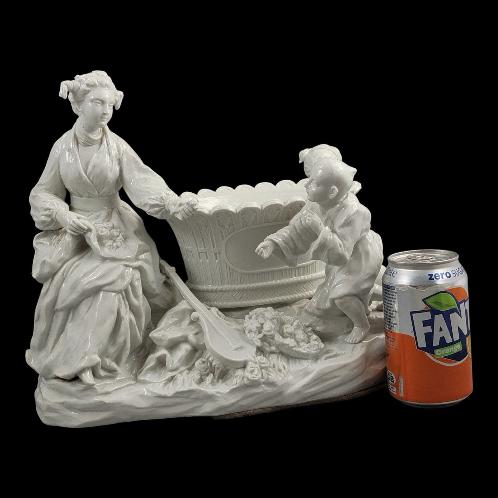 6000.0 Large French Soft Paste Chinoiserie Figure Group With Jardinière, C.1750–1760 photo