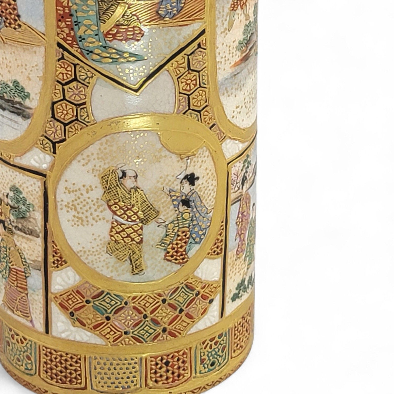 photo buy Meiji Japanese Satsuma Cylindrical Vase With Samurai Scenes, Shimazu Mark