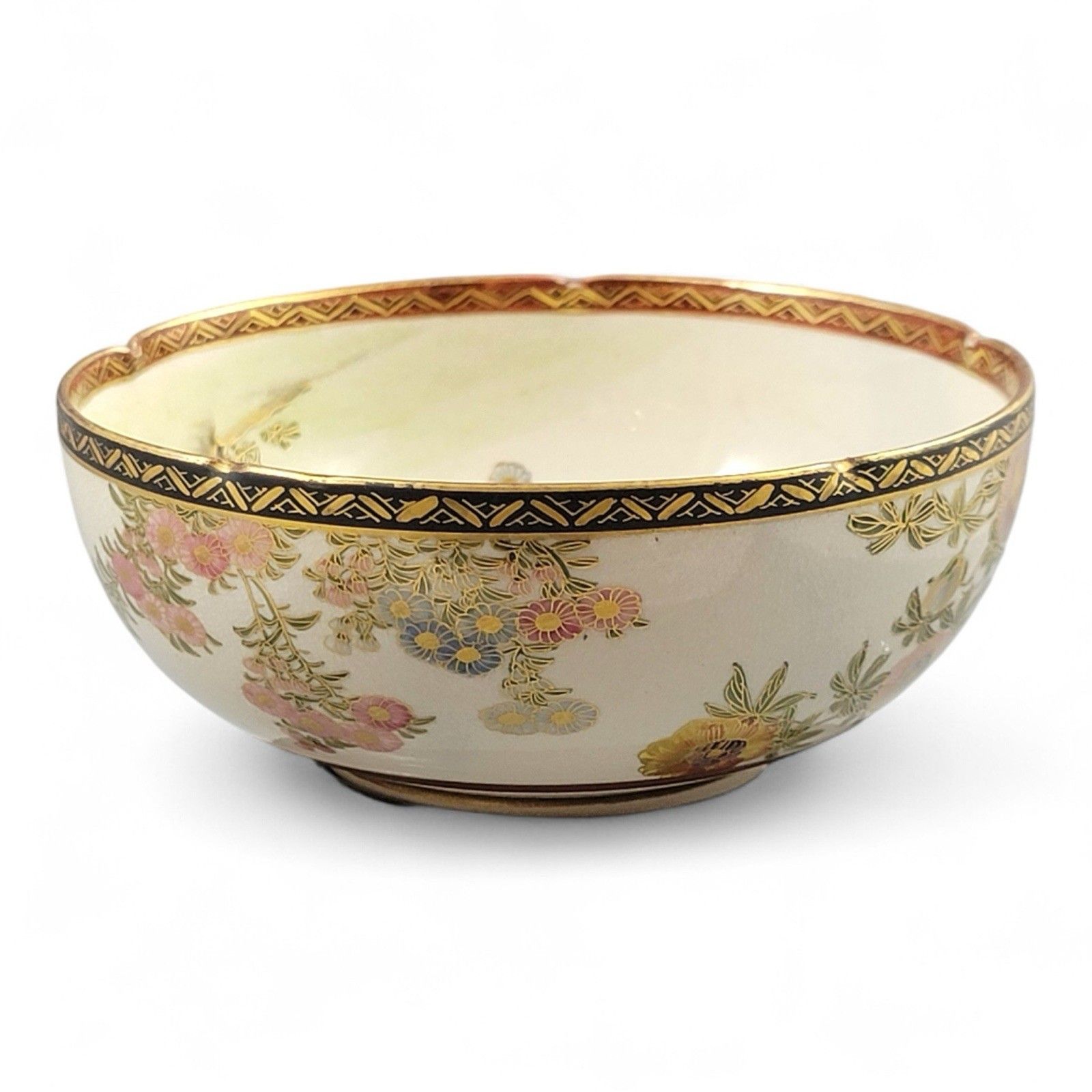 Antique Meiji Japanese Satsuma Porcelain Floral Bowl By Nikko, Shimazu Crest photo for sale