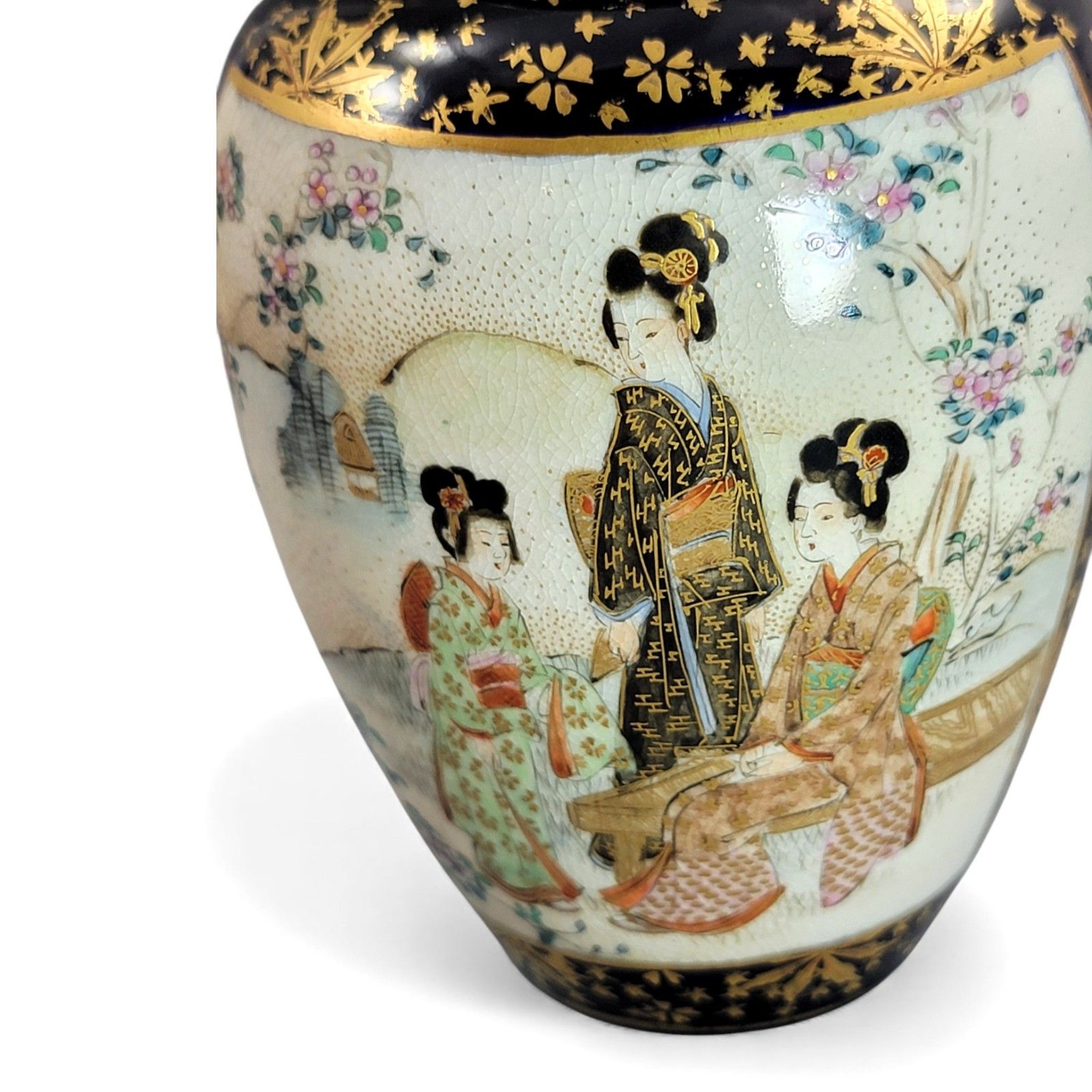 photo vinterior Antique Japan Kinkozan Kyoto Satsuma Porcelain Cobalt And Gold Vase Pair Meiji
