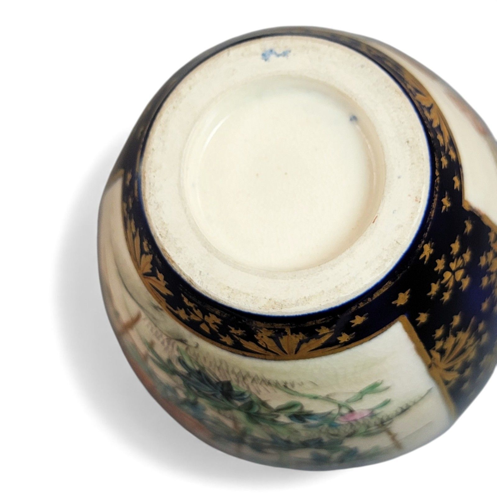 photo vintage Antique Japan Kinkozan Kyoto Satsuma Porcelain Cobalt And Gold Vase Pair Meiji