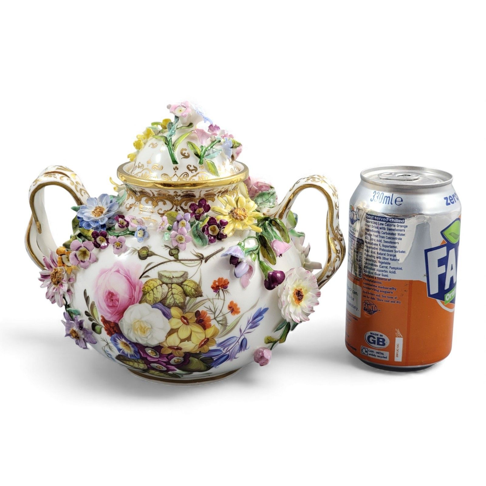 photo vinterior Regency Coalport Porcelain Flower Encrusted Pot, Coalbrookdale Style, C.1815